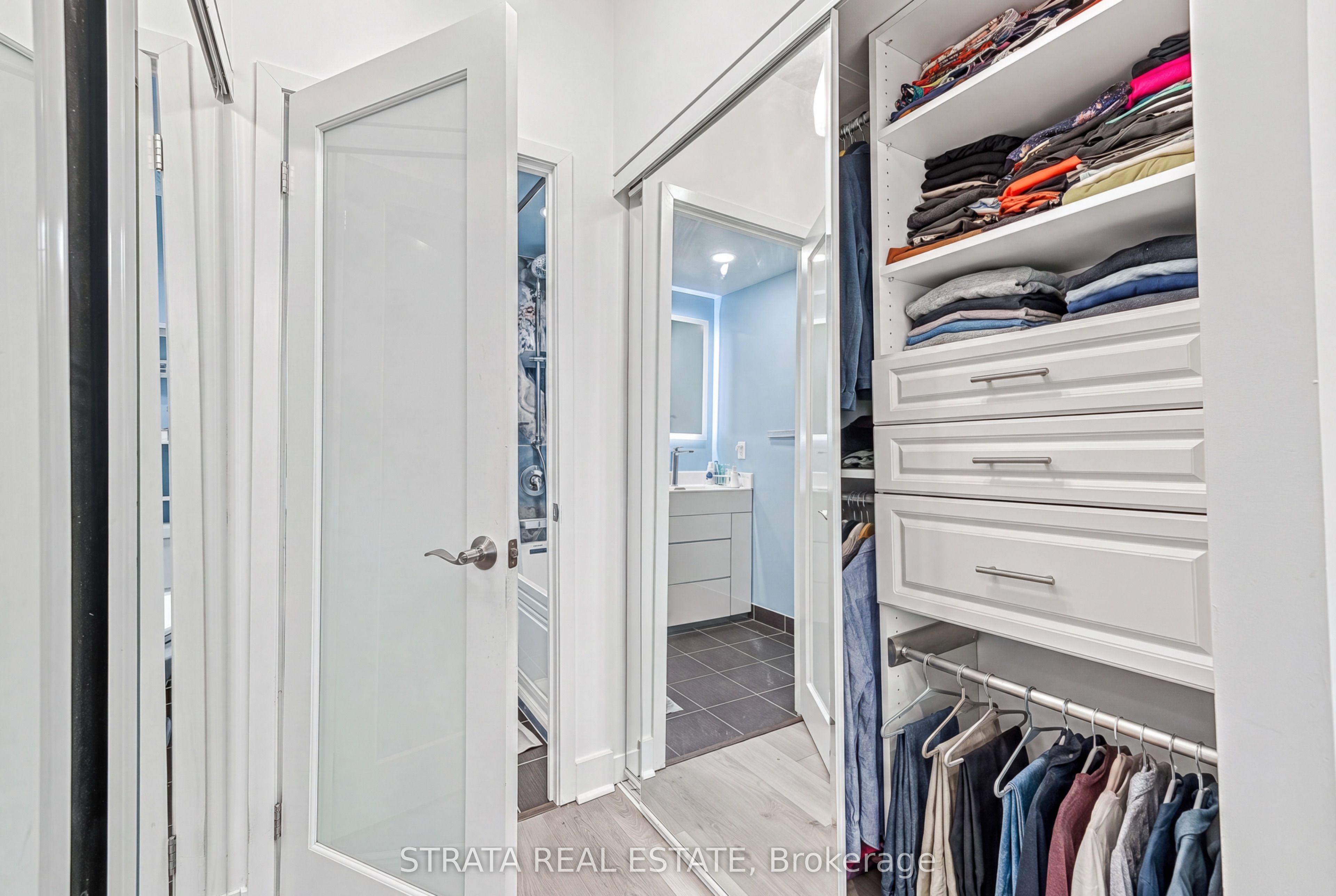 320 Richmond Street E 615 Property Photo 22