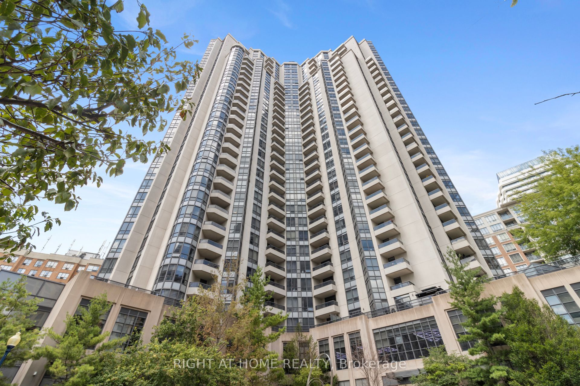 500 Doris Avenue Th1 Property Photo 2