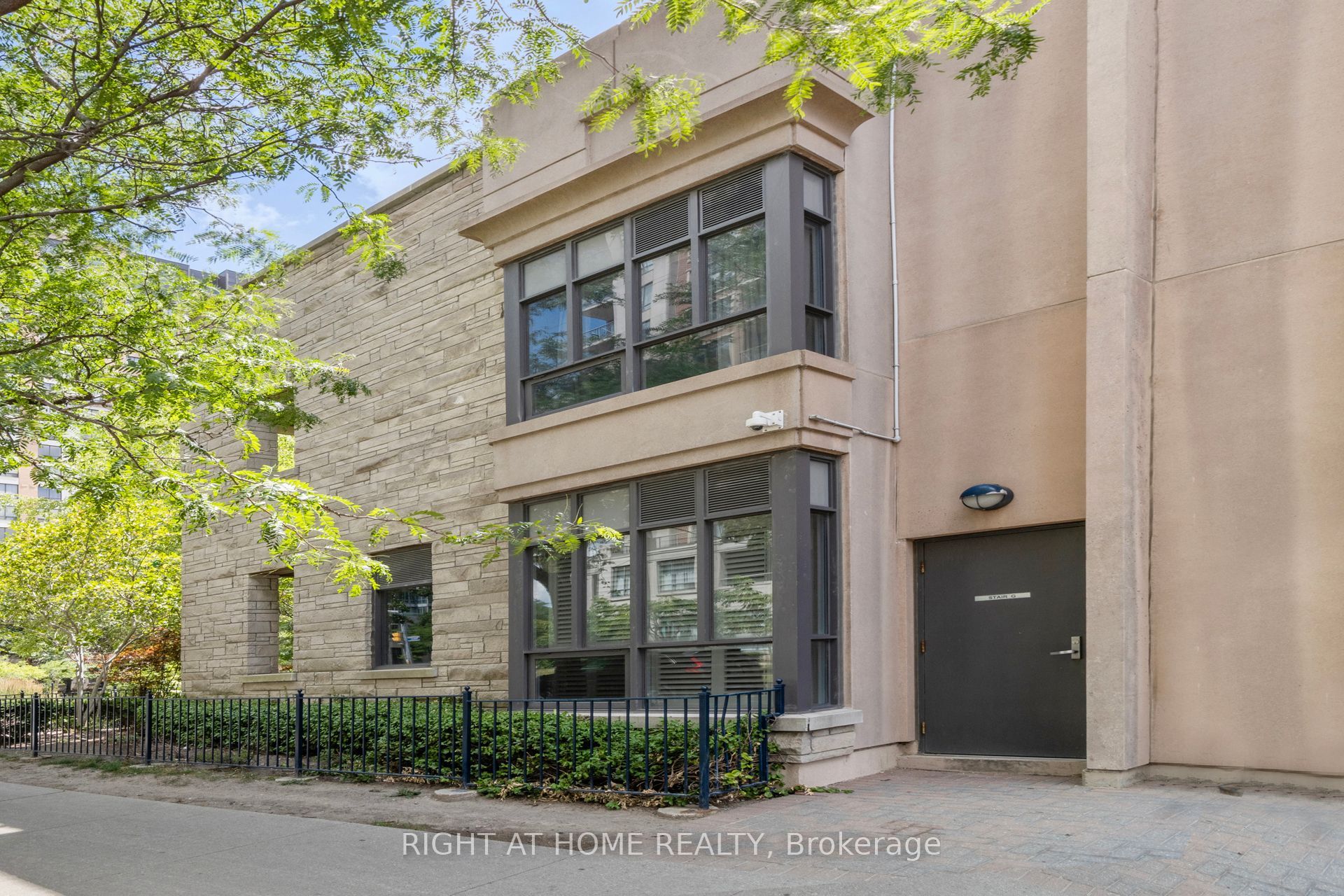 500 Doris Avenue Th1 Property Photo 5