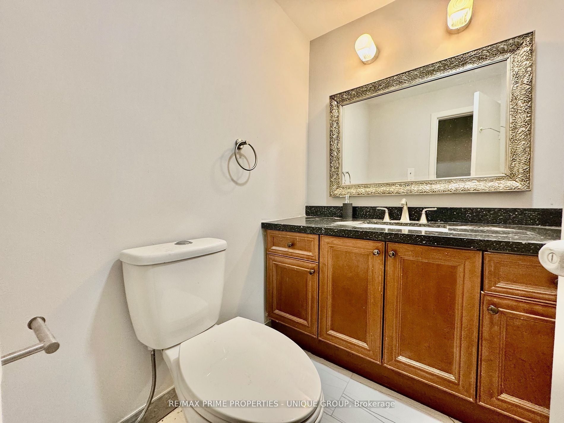 282 Roywood Drive Property Photo 6