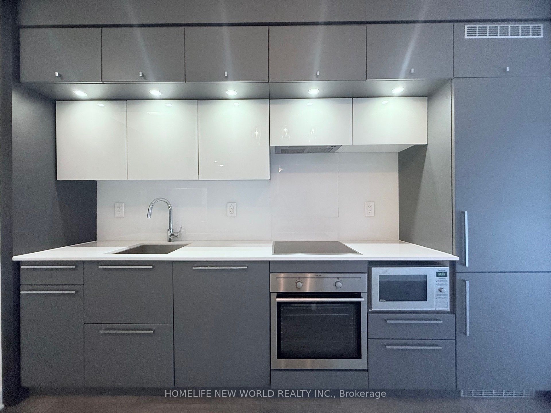 15 Grenville Street 511 Property Photo 4