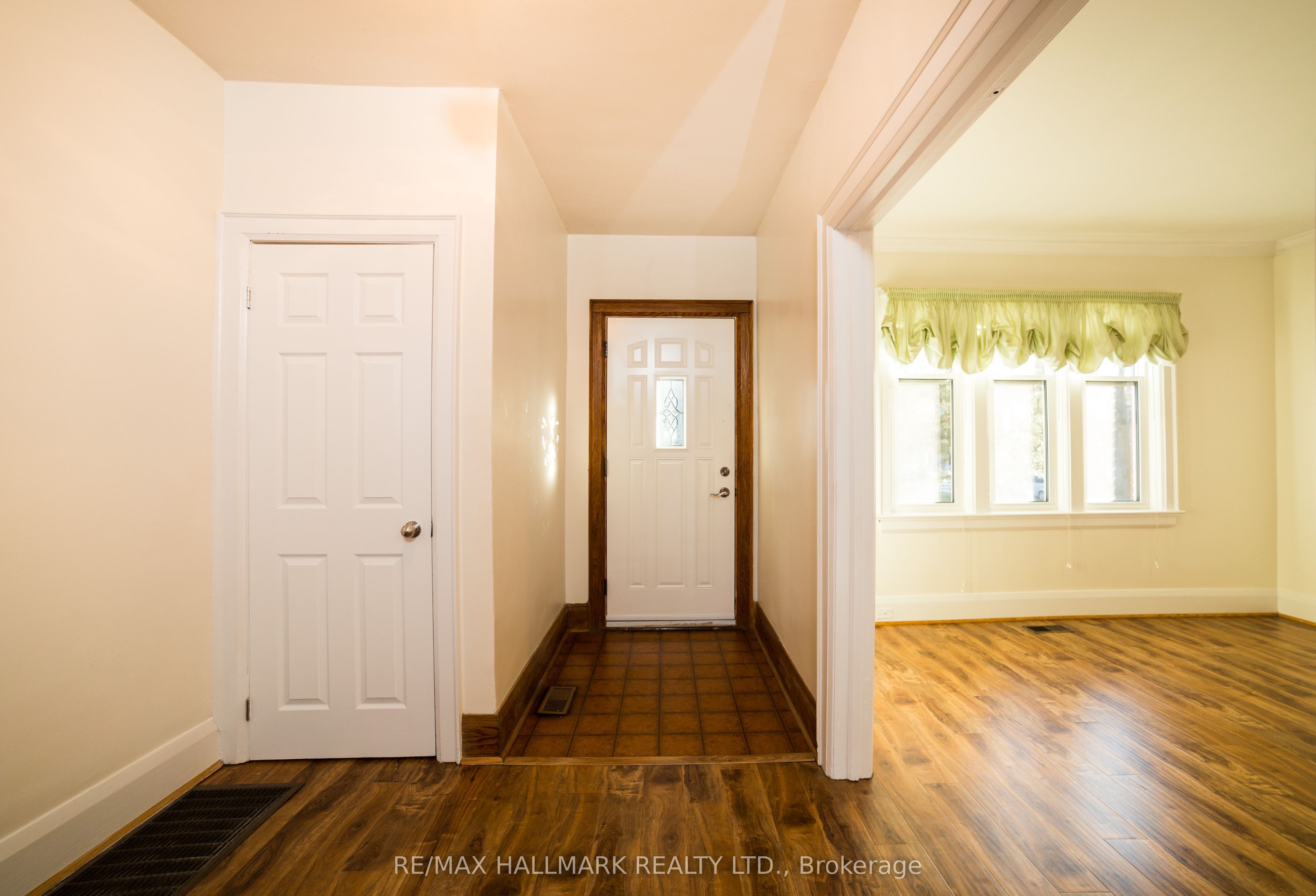 40 Snowdon Avenue Property Photo 4