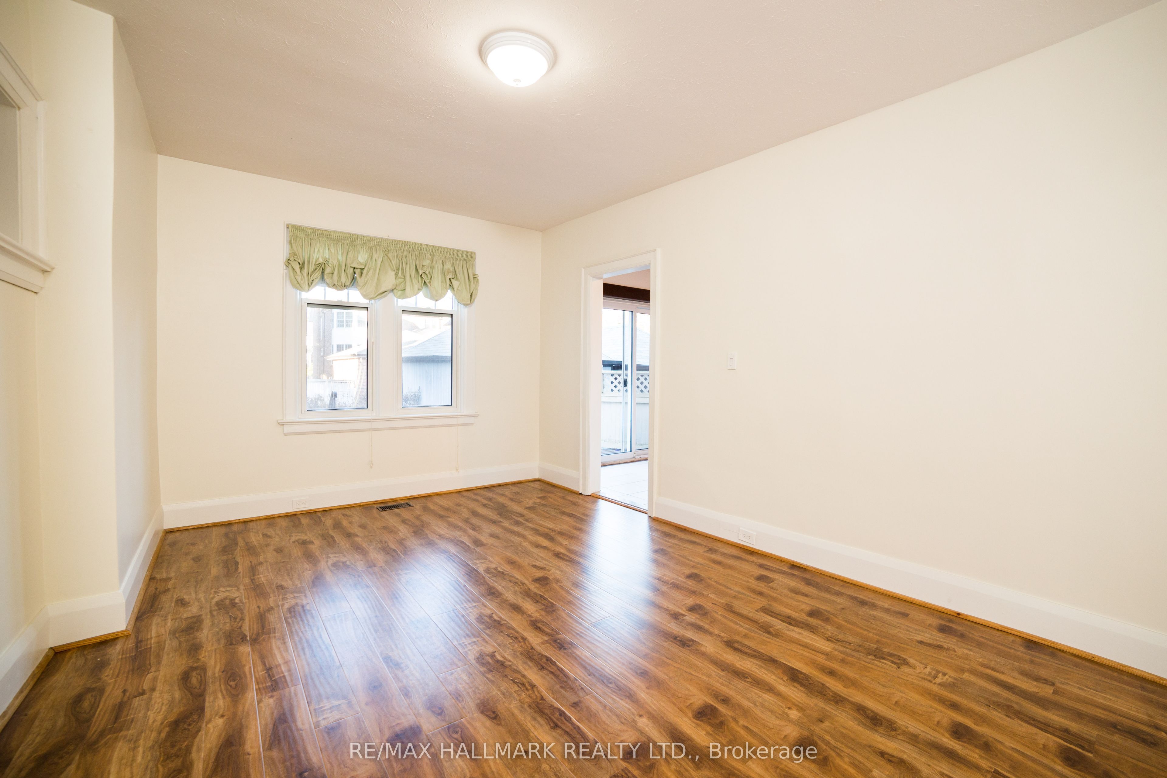 40 Snowdon Avenue Property Photo 8