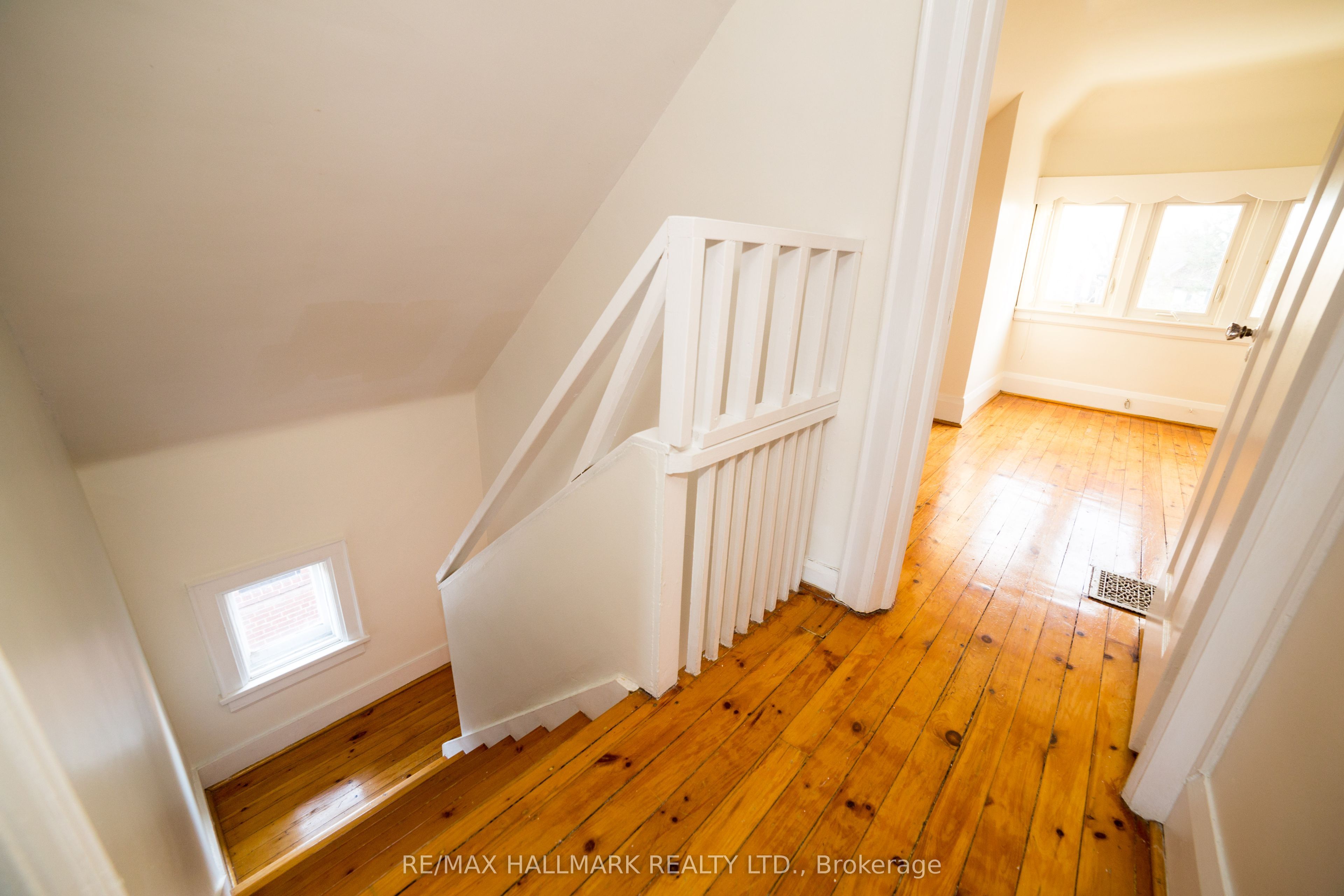 40 Snowdon Avenue Property Photo 23