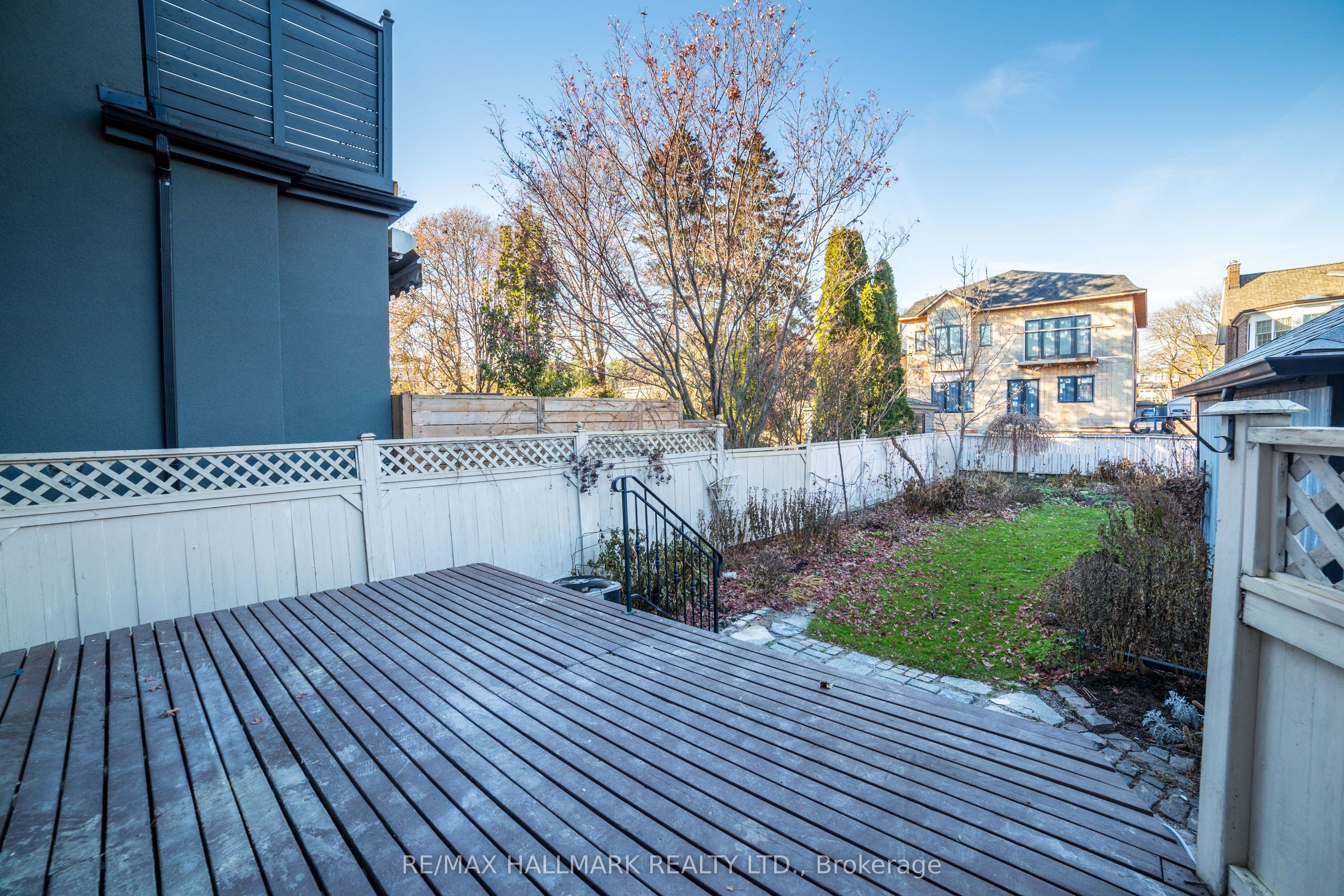 40 Snowdon Avenue Property Photo 27