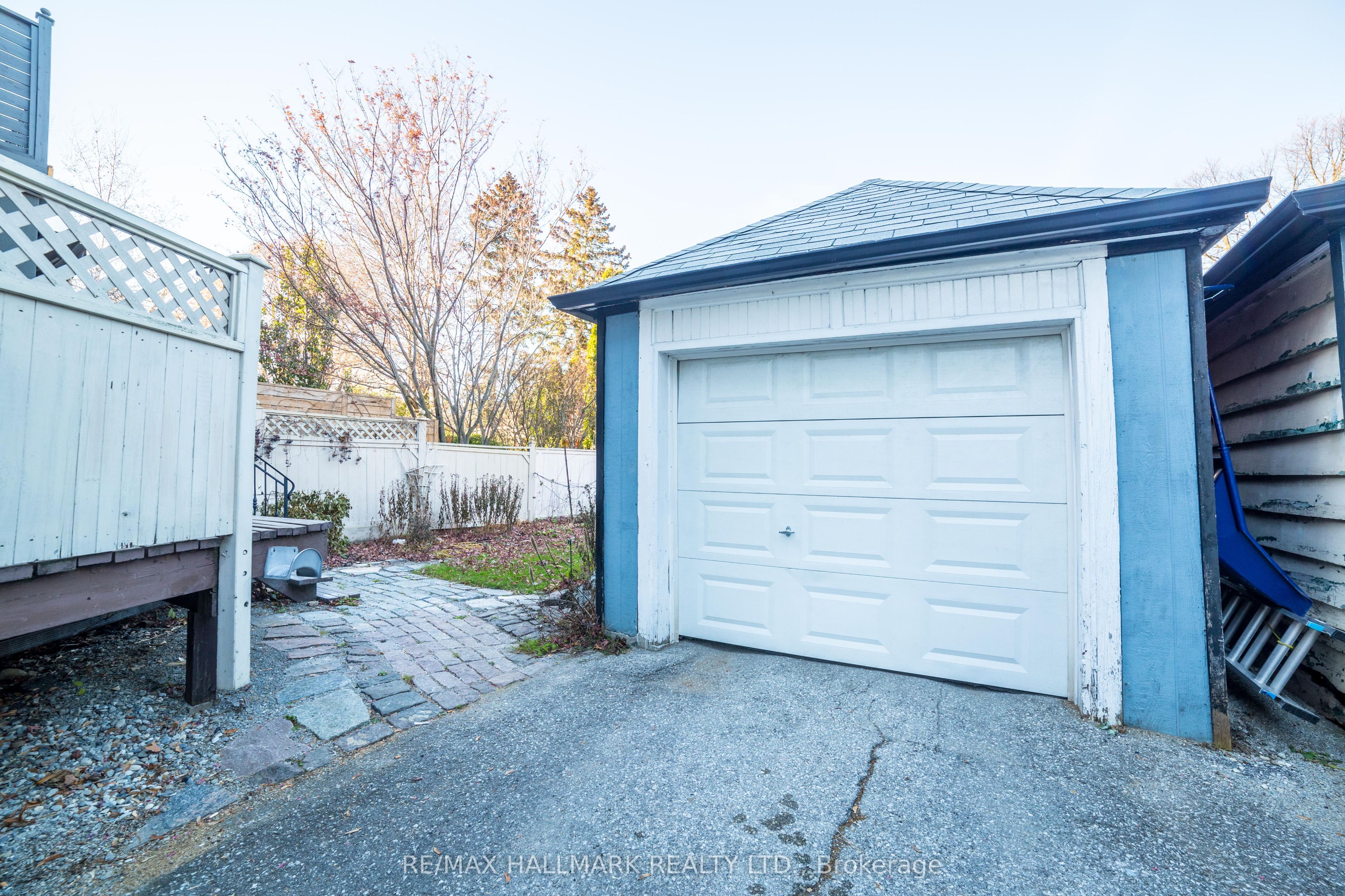 40 Snowdon Avenue Property Photo 30
