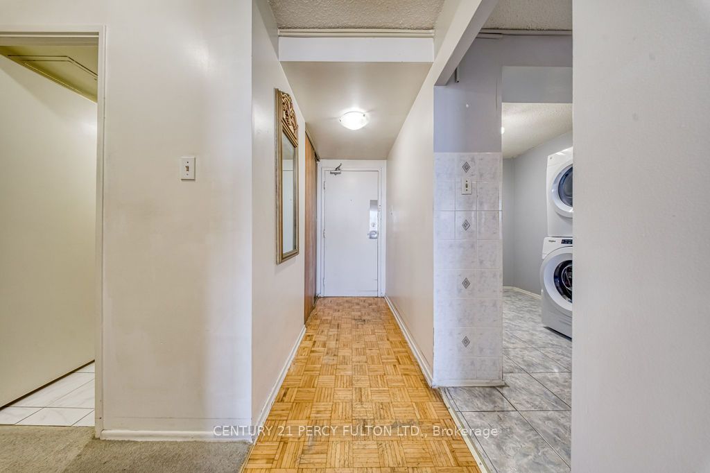 45 Sunrise Avenue 1404 Property Photo 6