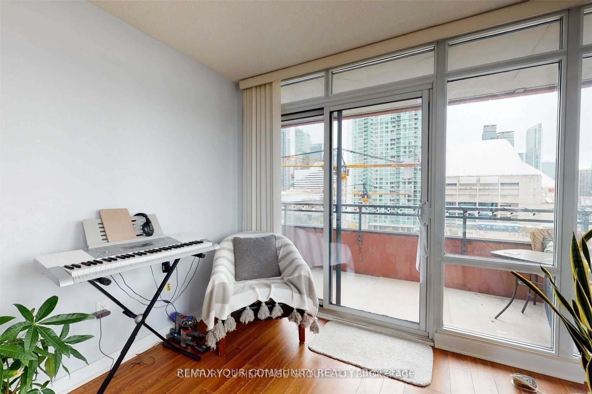 4k Spadina Avenue 919 Property Photo 10