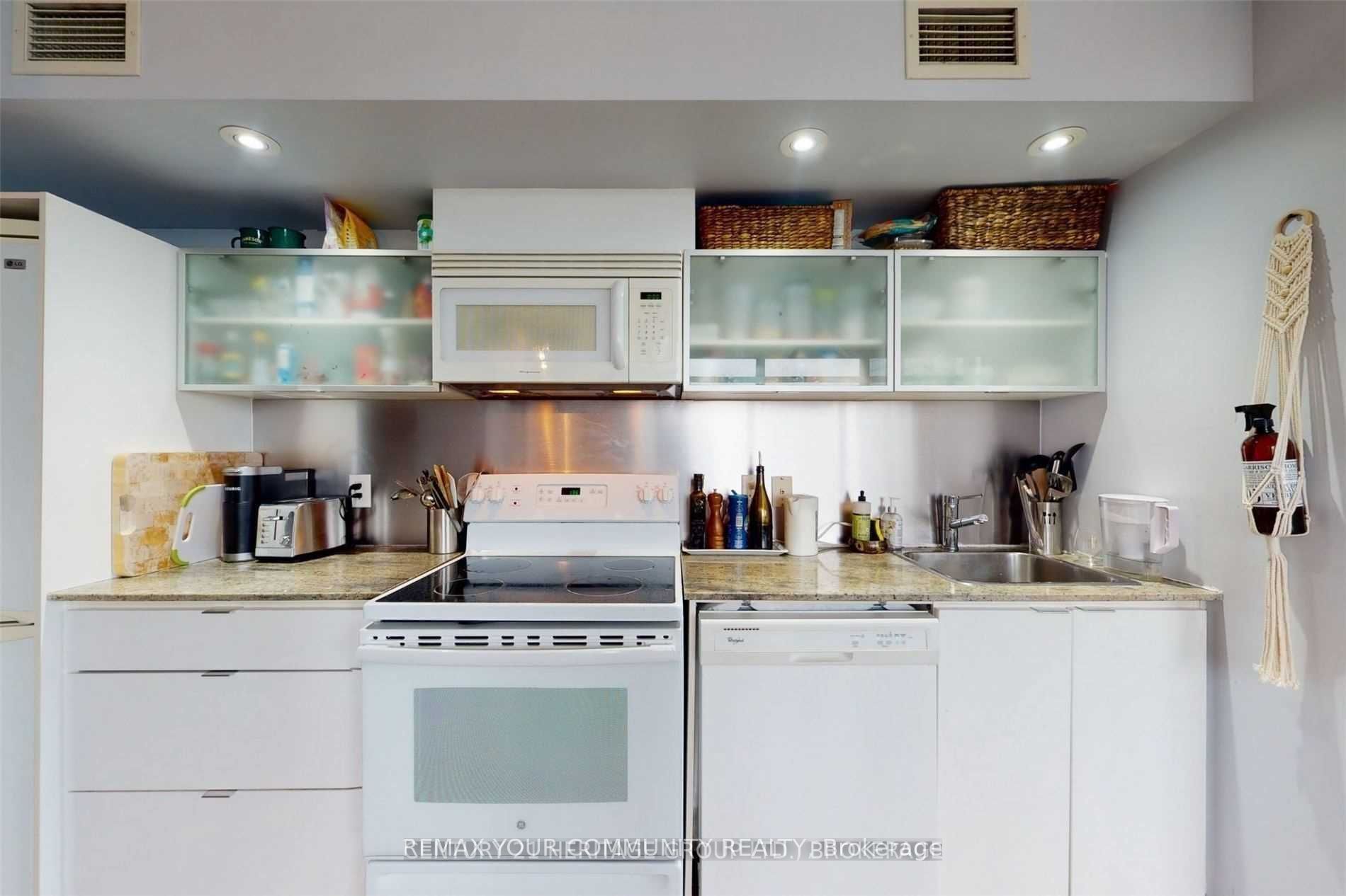 4k Spadina Avenue 919 Property Photo 15