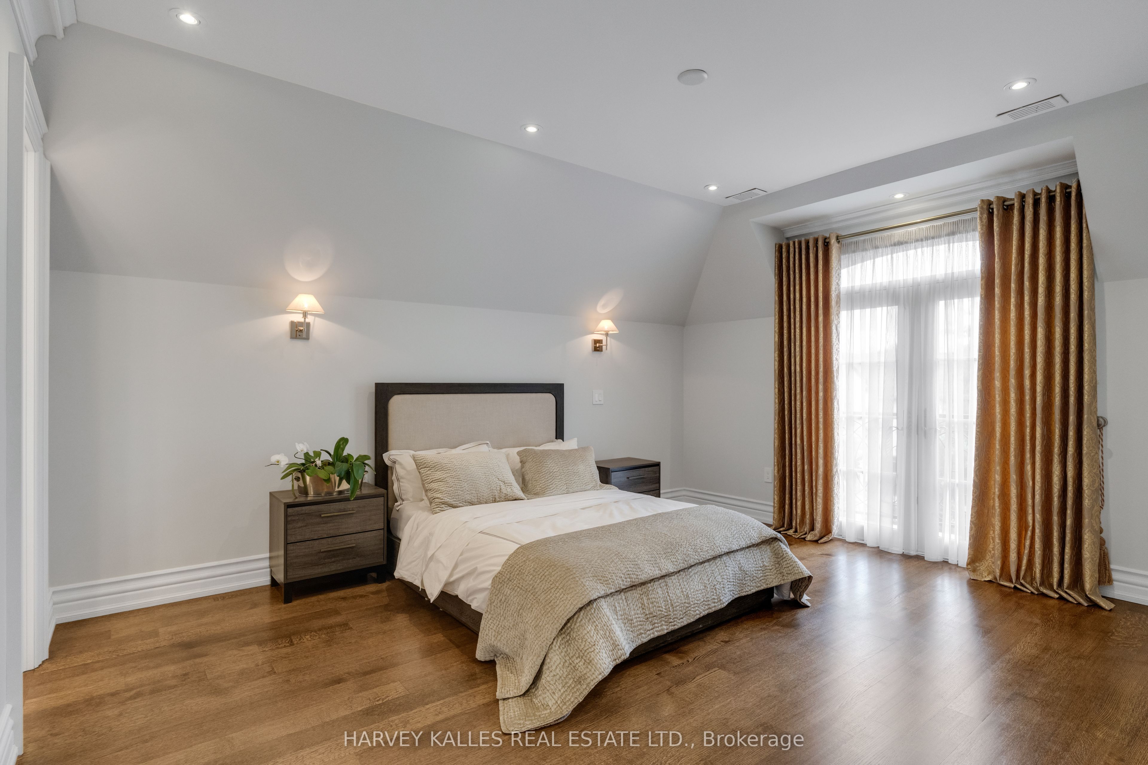 64 Yorkminster Road Property Photo 37