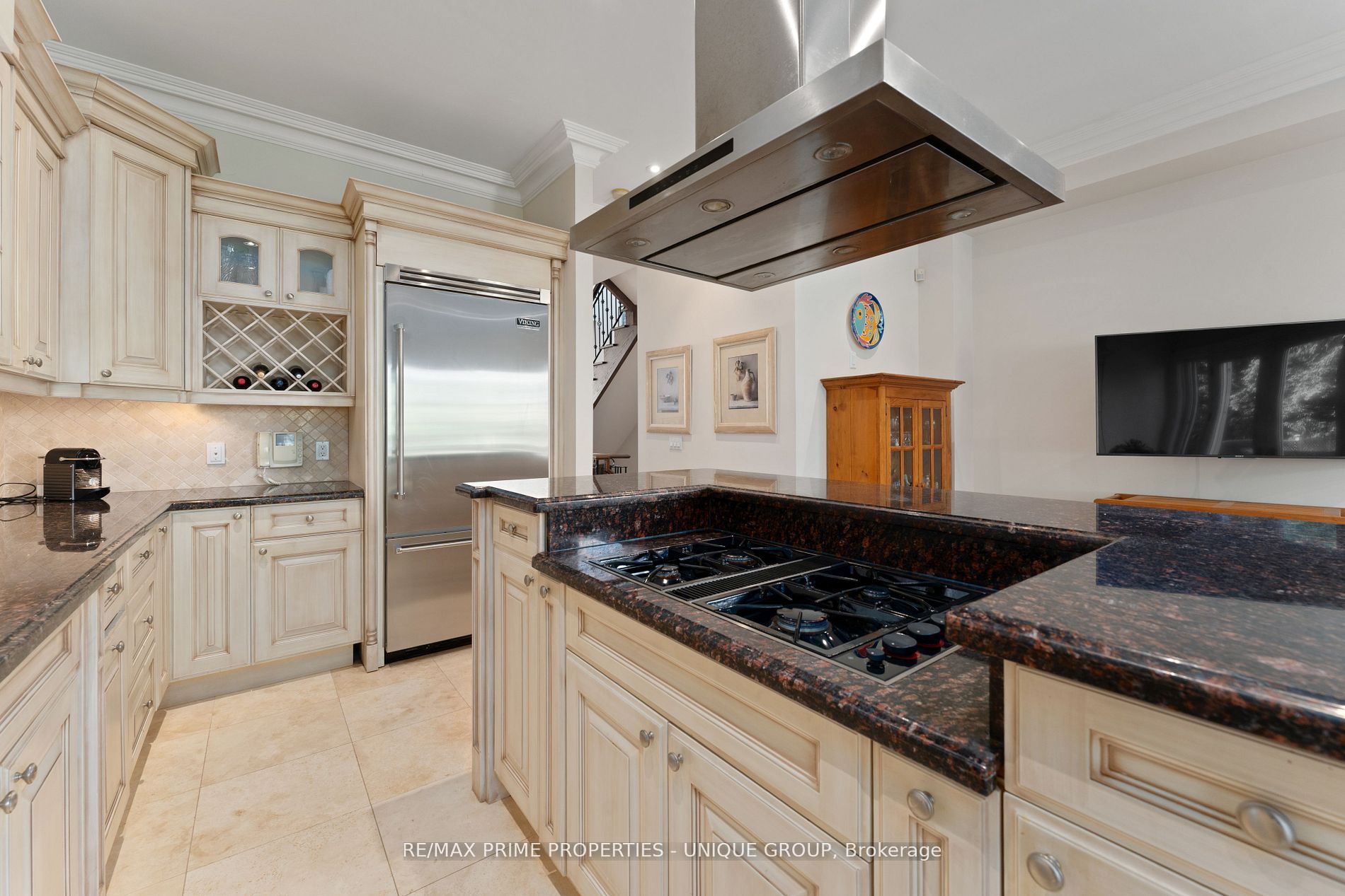 276 Greenfield Avenue Property Photo 16