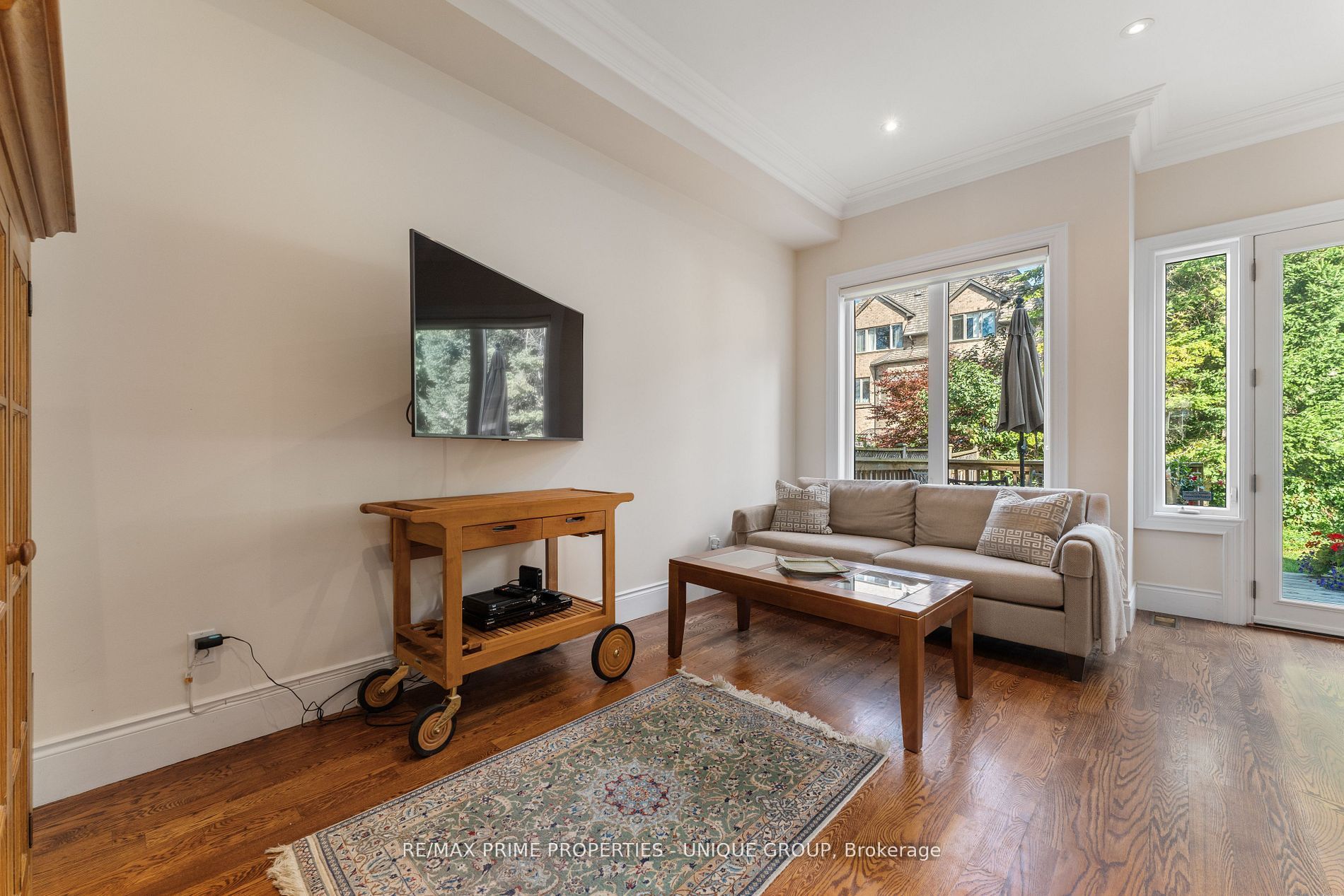 276 Greenfield Avenue Property Photo 18
