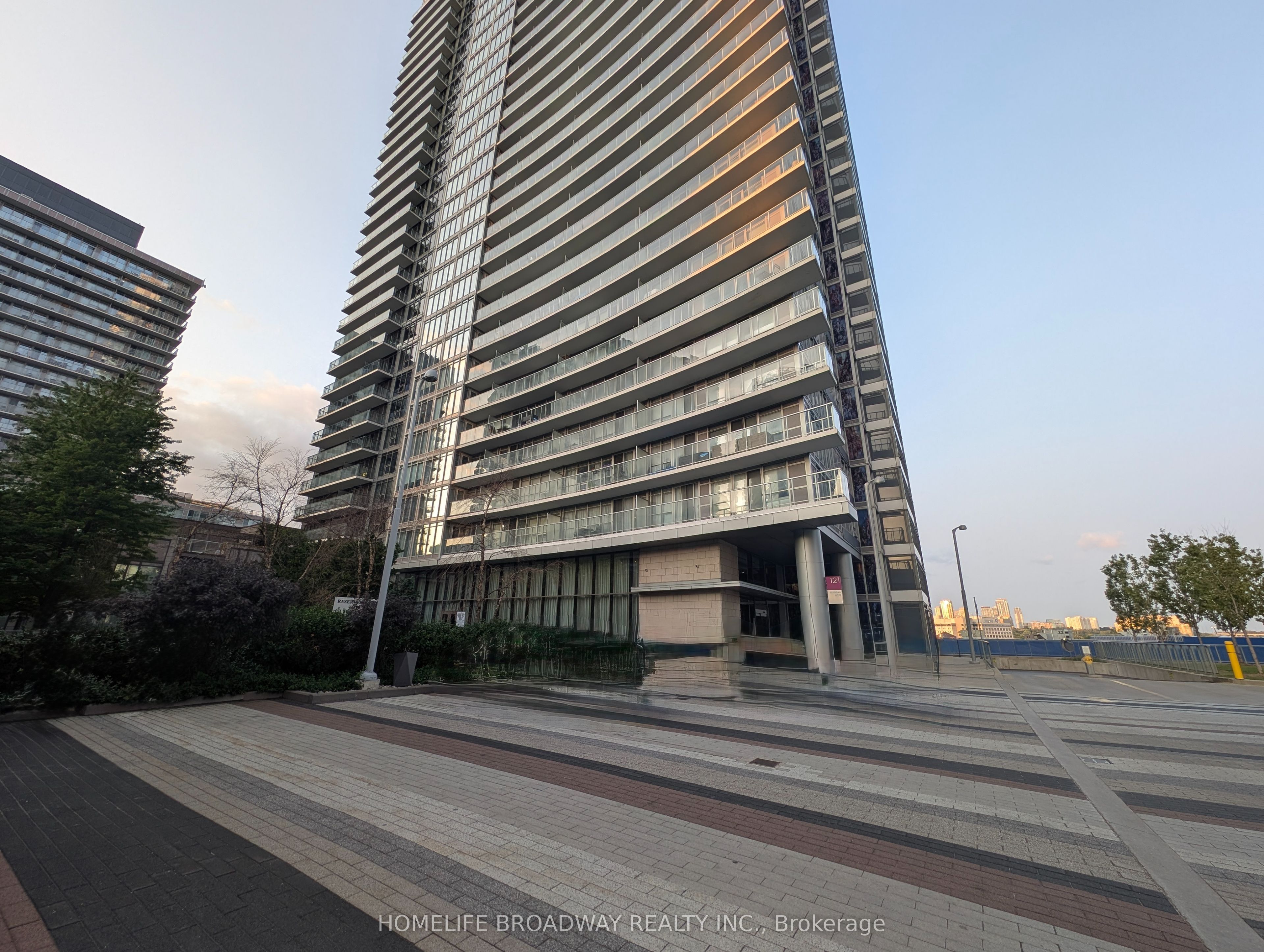 121 Mcmahon Drive 3609 Property Photo 1