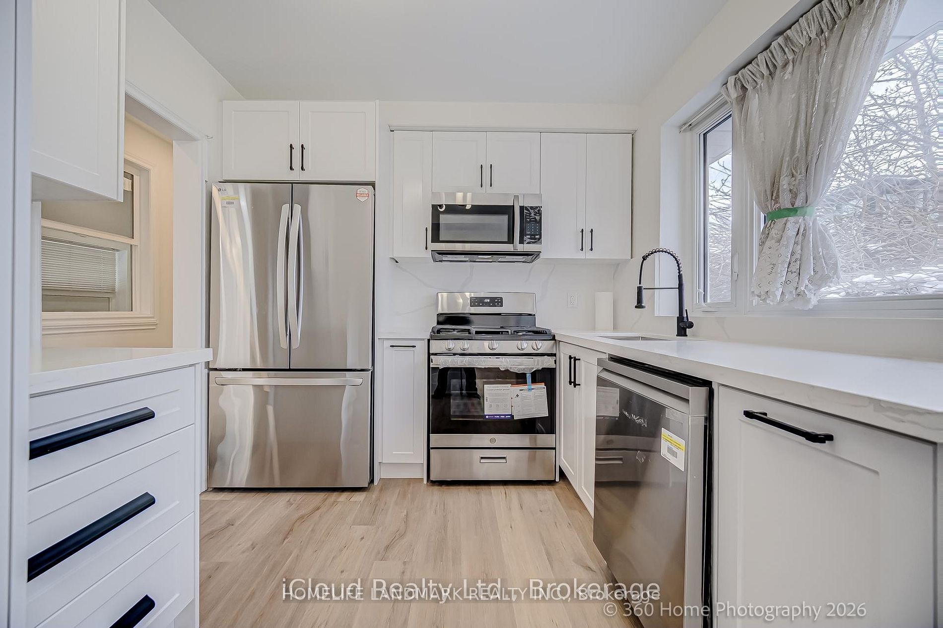 73 Berkinshaw Crescent Property Photo 7