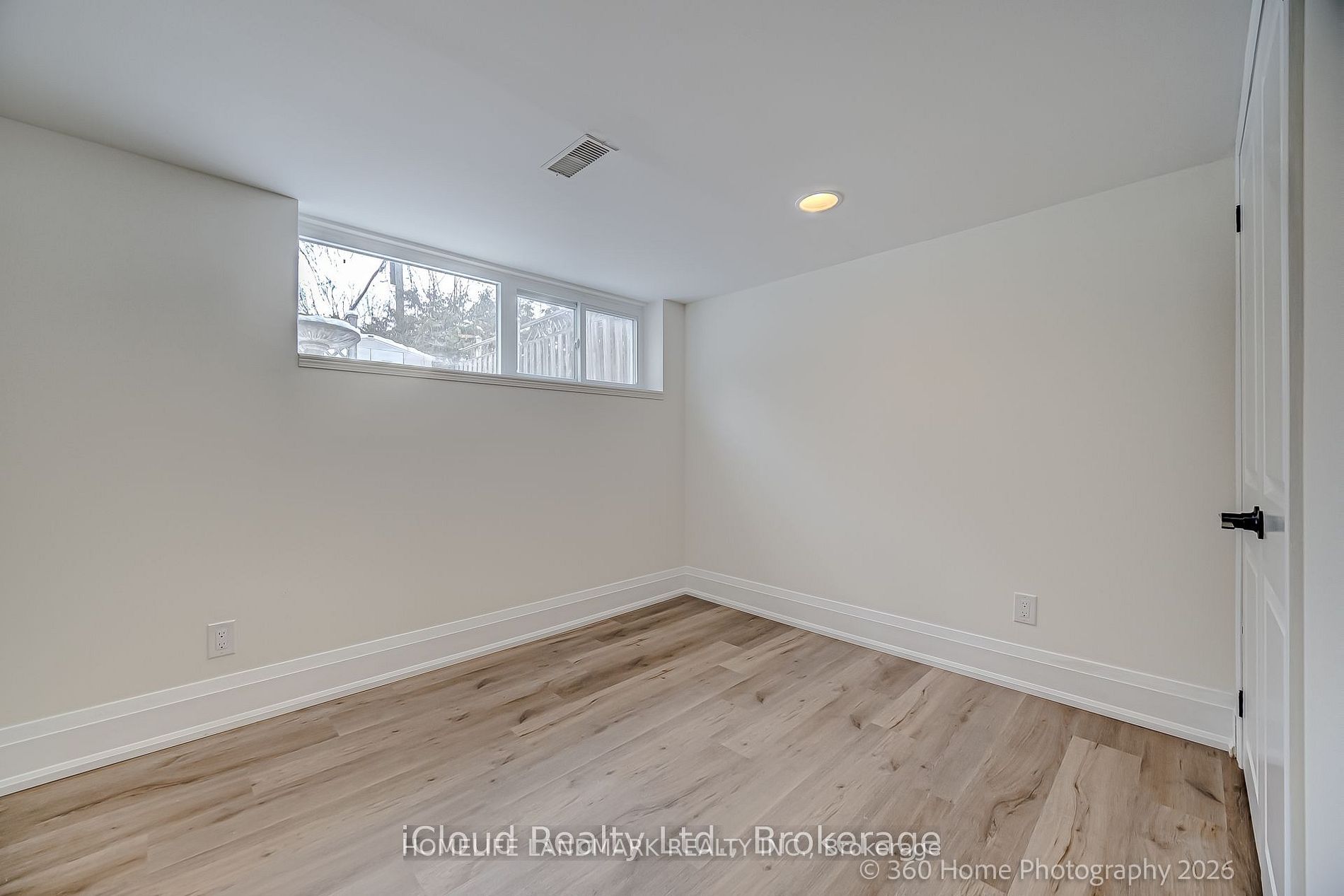 73 Berkinshaw Crescent Property Photo 17