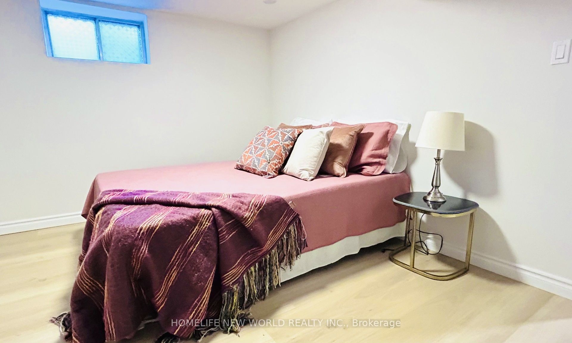 509 Dupont Street Property Photo 20