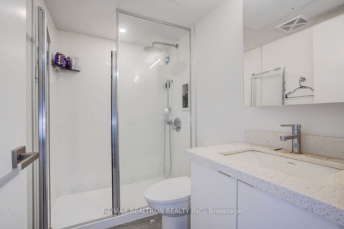 30 Tretti Way 602 Property Photo 15