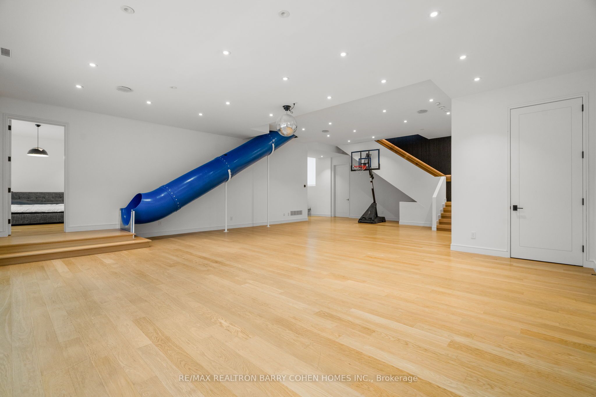 58 Timberlane Drive Property Photo 33
