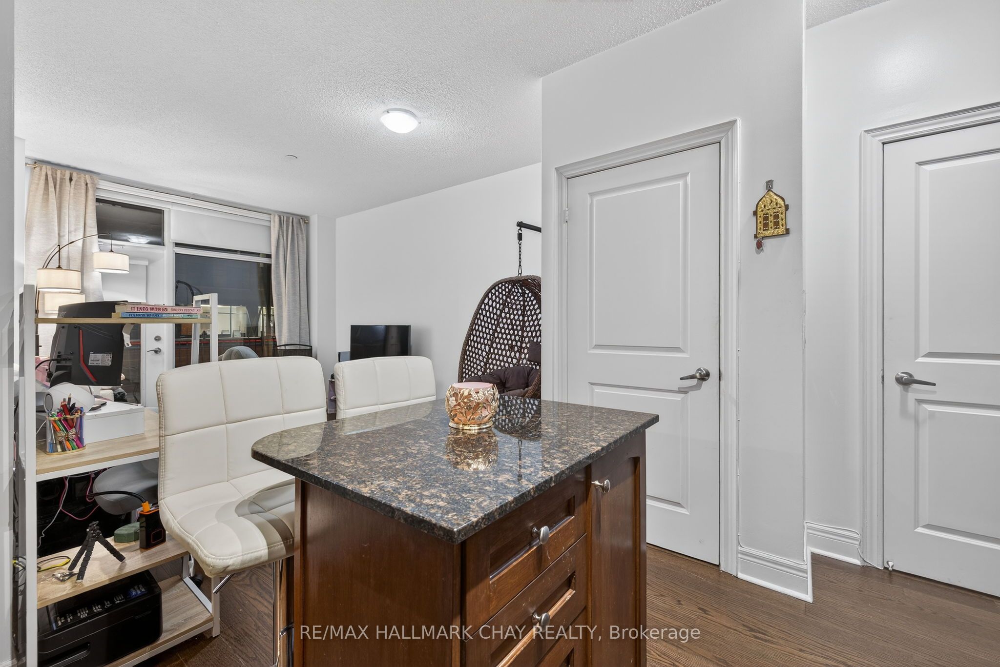 701 Sheppard Avenue W 108 Property Photo 4