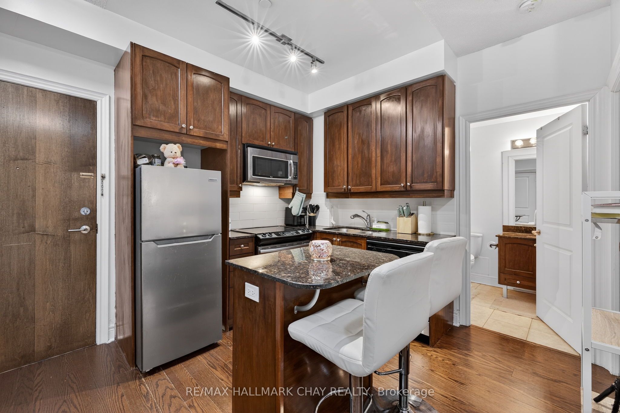 701 Sheppard Avenue W 108 Property Photo 5