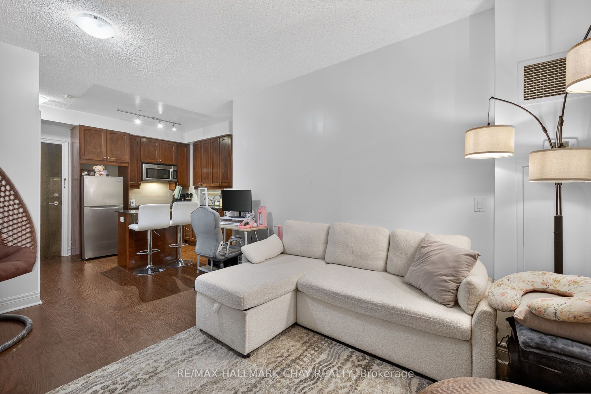 701 Sheppard Avenue W 108 Property Photo 7