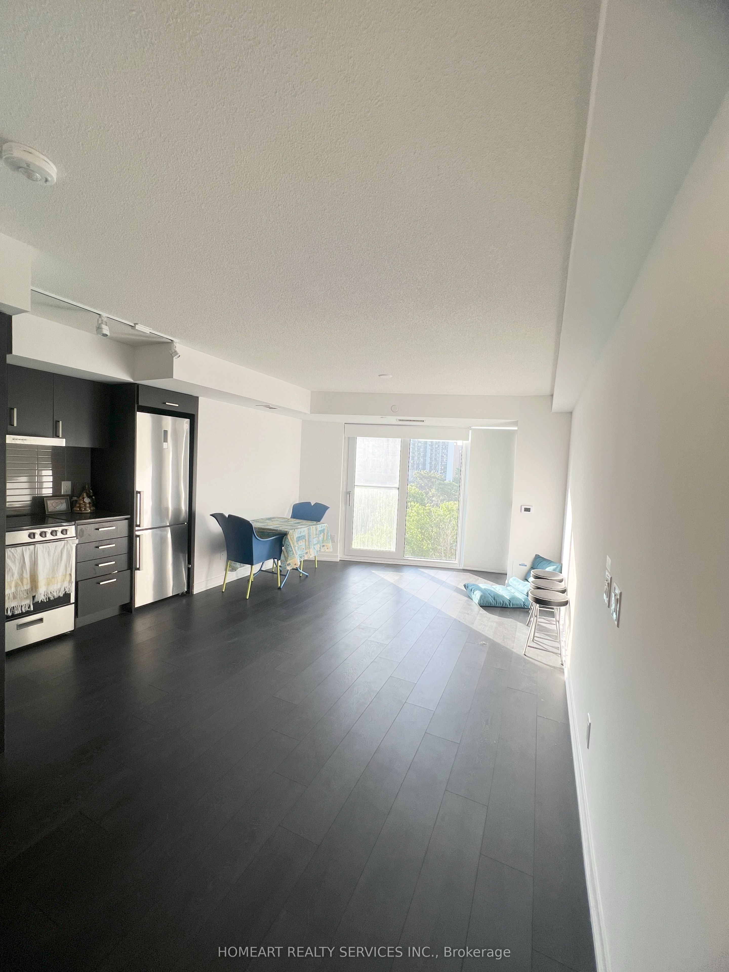 219 Dundas Street E 801 Property Photo 11