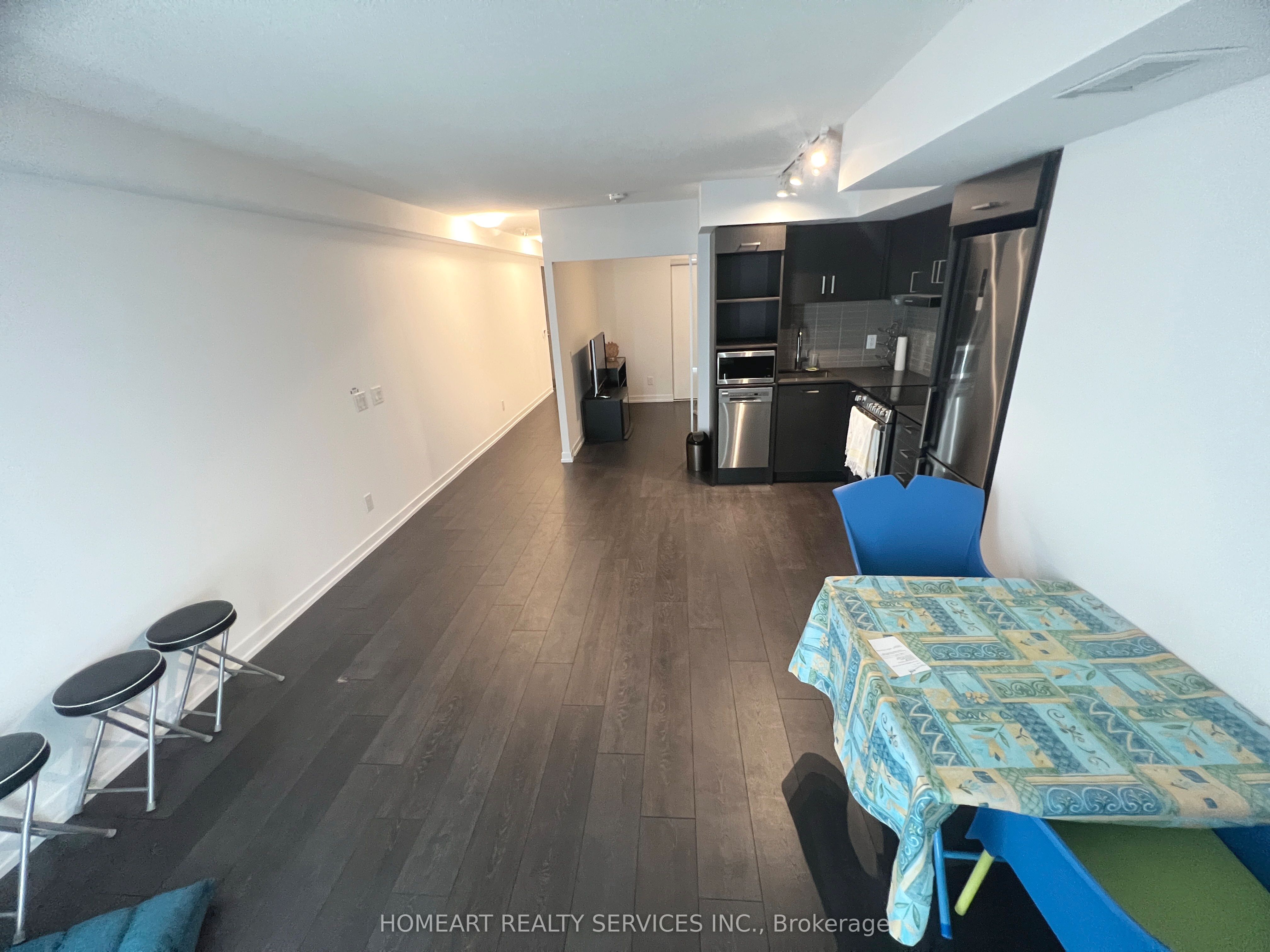 219 Dundas Street E 801 Property Photo 14