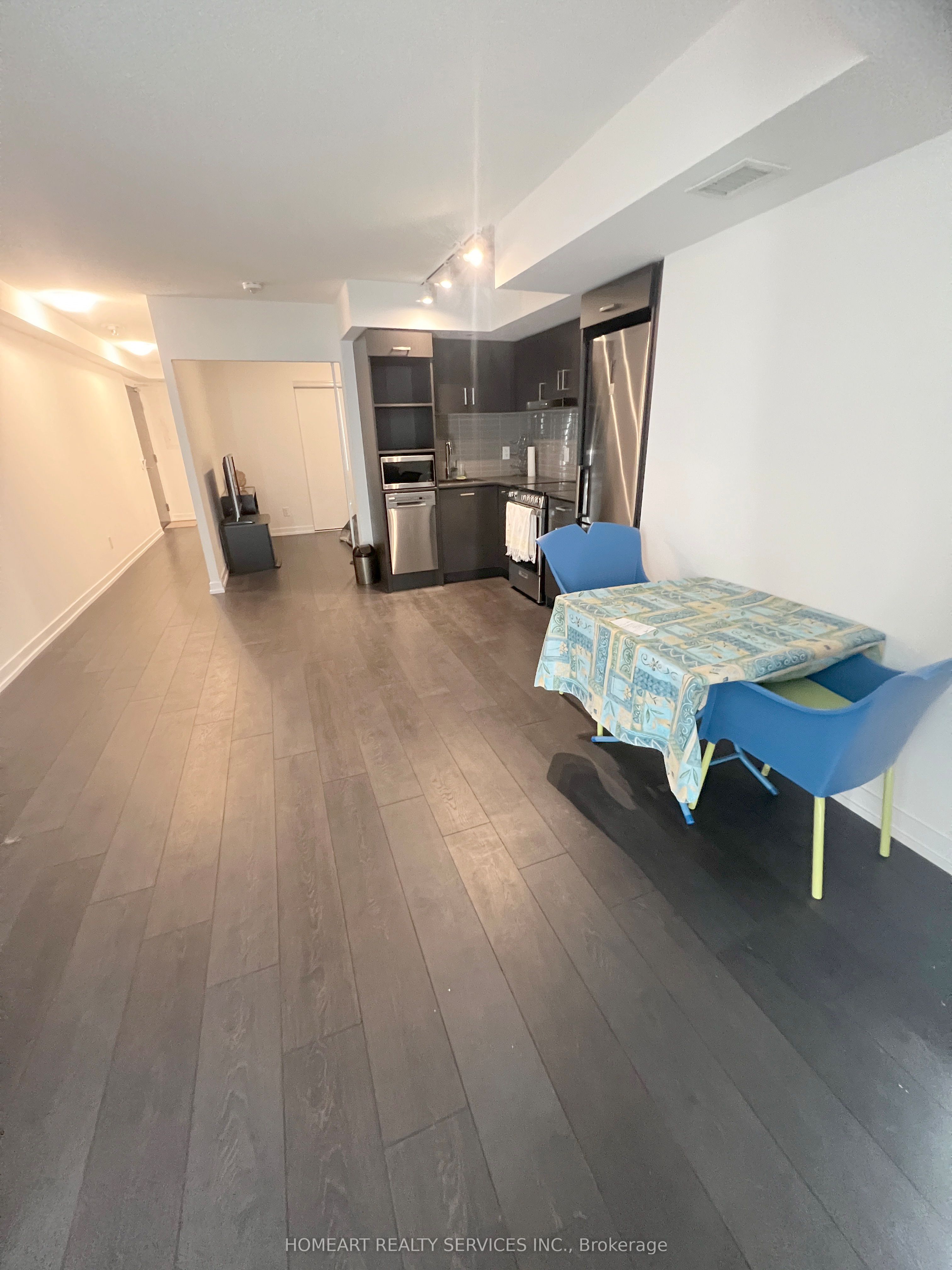 219 Dundas Street E 801 Property Photo 21
