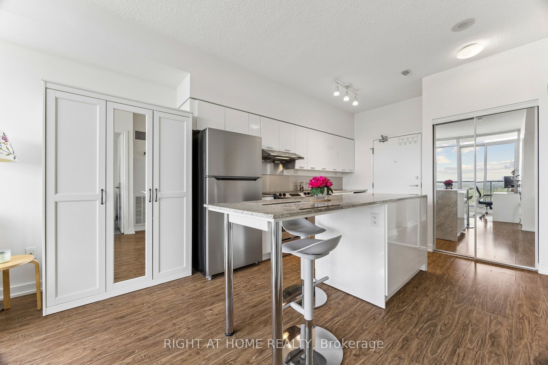 29 Singer Court 2306