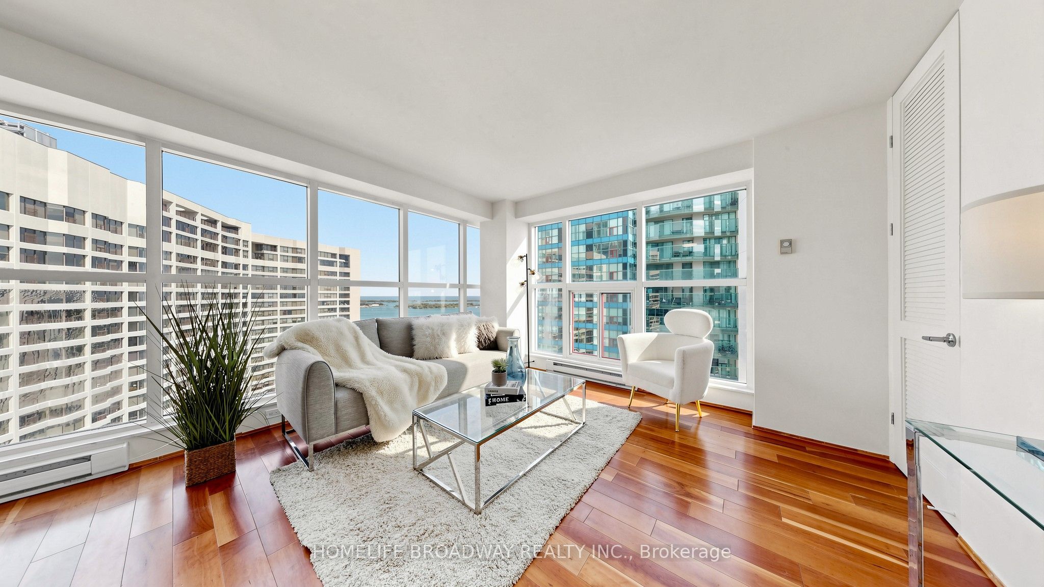 77 Harbour Square 3507 Property Photo 6