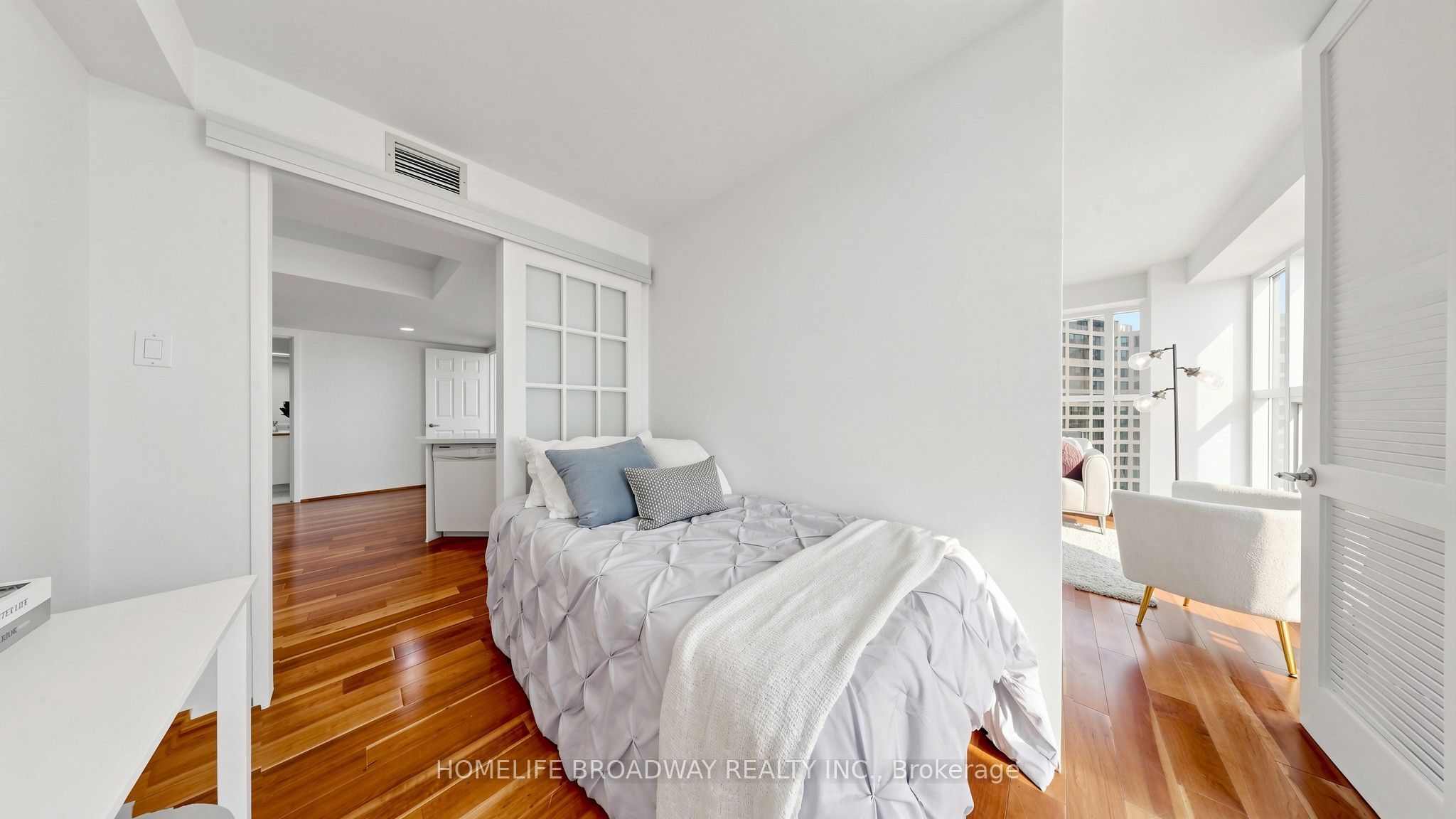 77 Harbour Square 3507 Property Photo 25