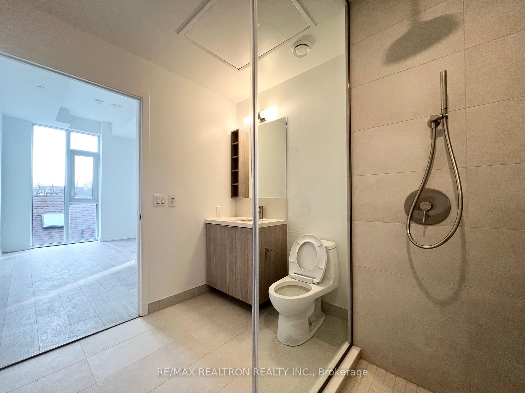 2020 Bathurst Street 207 Property Photo 23