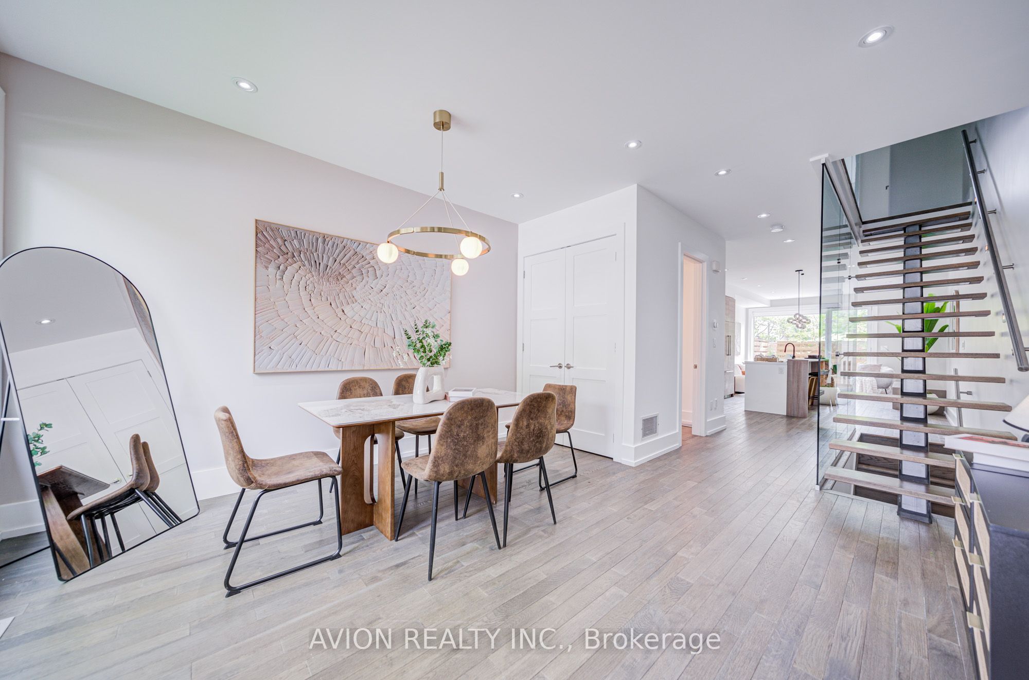 7a Sylvan Avenue Property Photo 2
