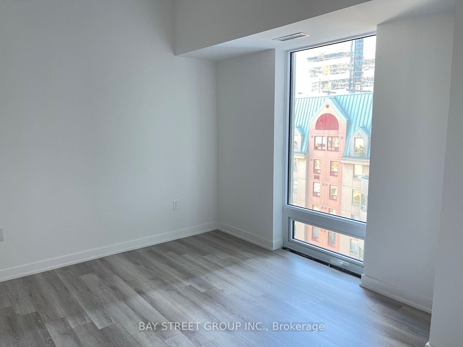 121 St Patrick Street 1116 Property Photo 7