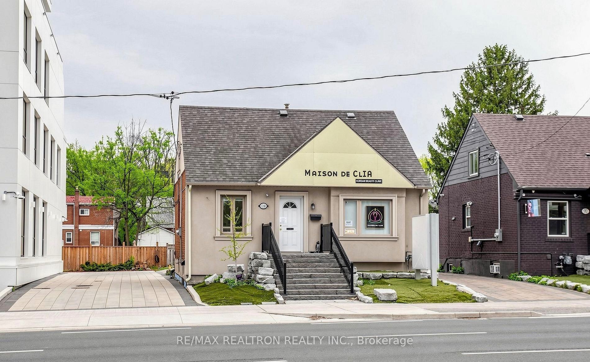 99 Sheppard Avenue E Property Photo 1