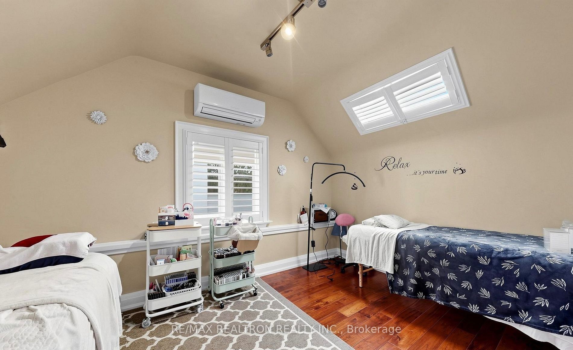 99 Sheppard Avenue E Property Photo 9