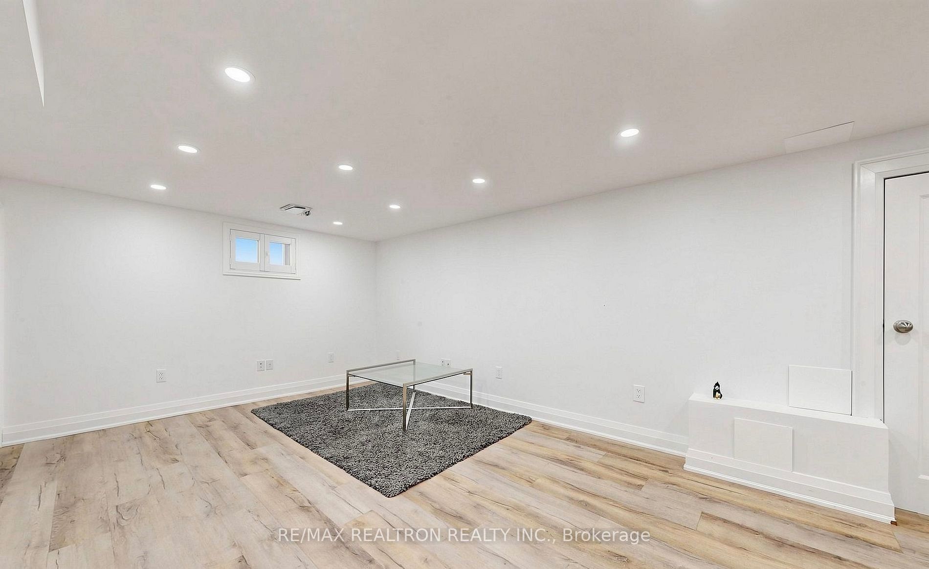 99 Sheppard Avenue E Property Photo 13