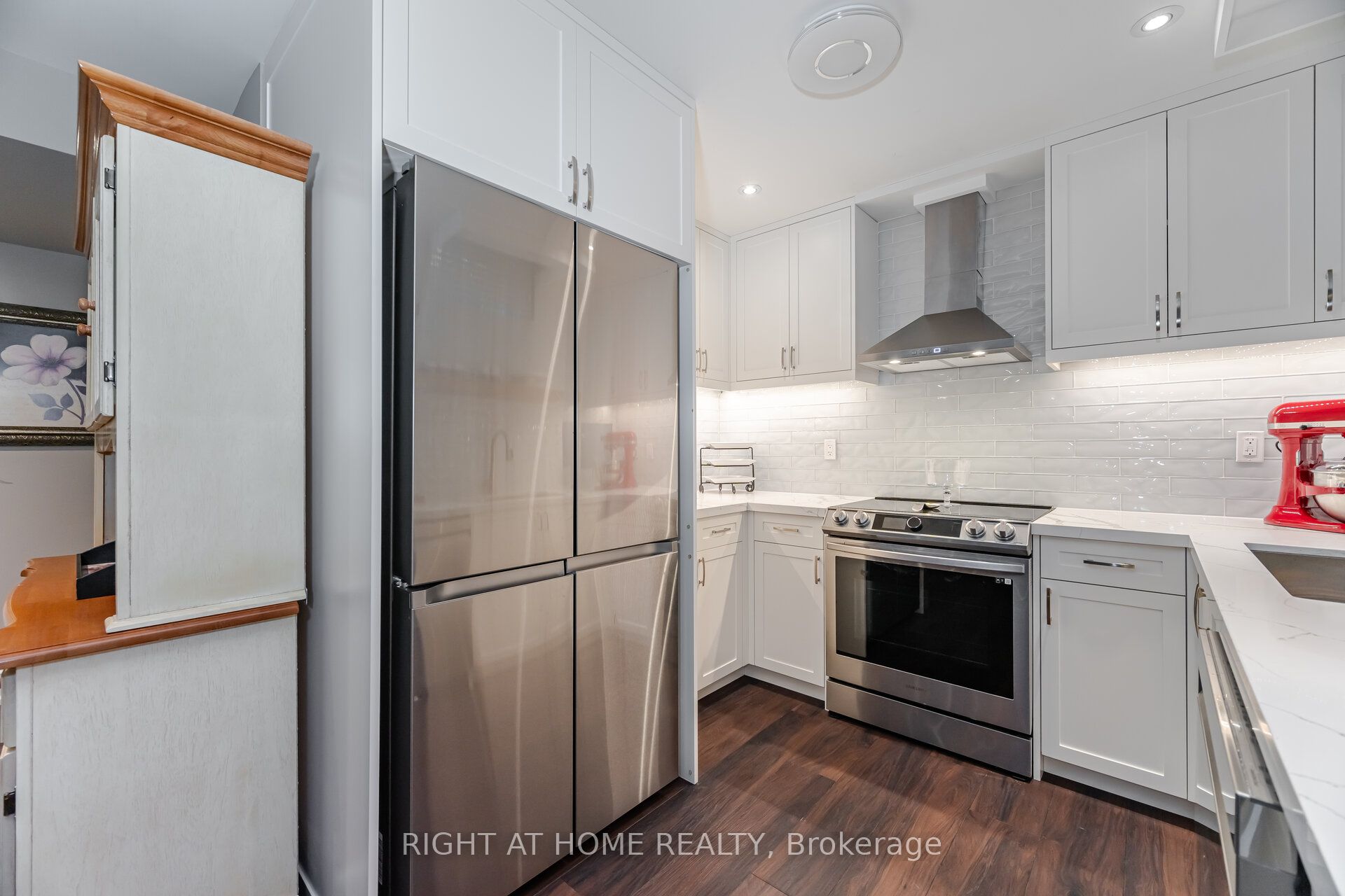 58 Johnston Avenue Property Photo 41