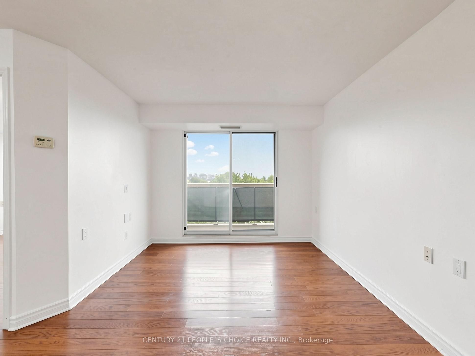 935 Sheppard Avenue W 603 Property Photo 15