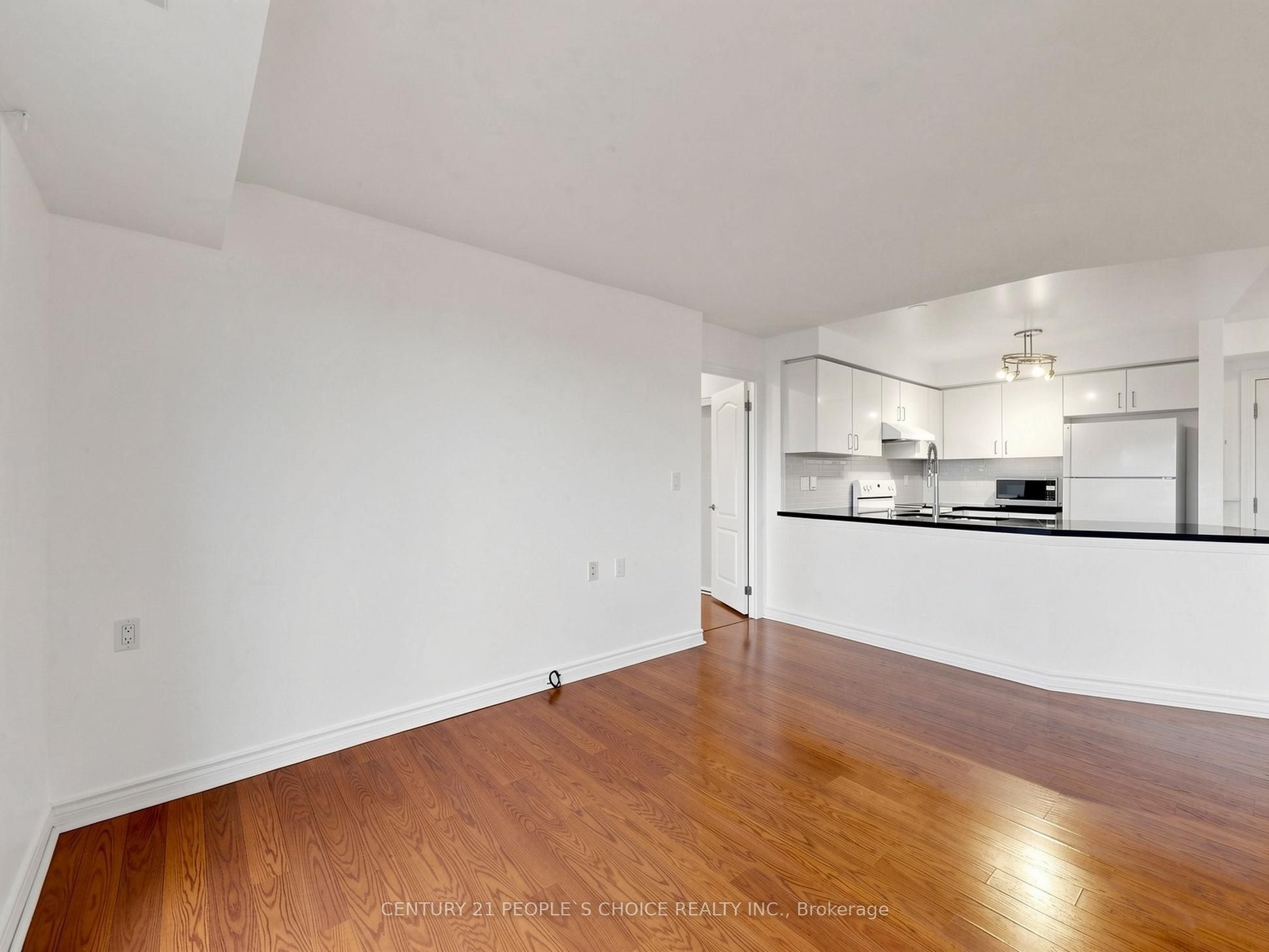935 Sheppard Avenue W 603 Property Photo 18