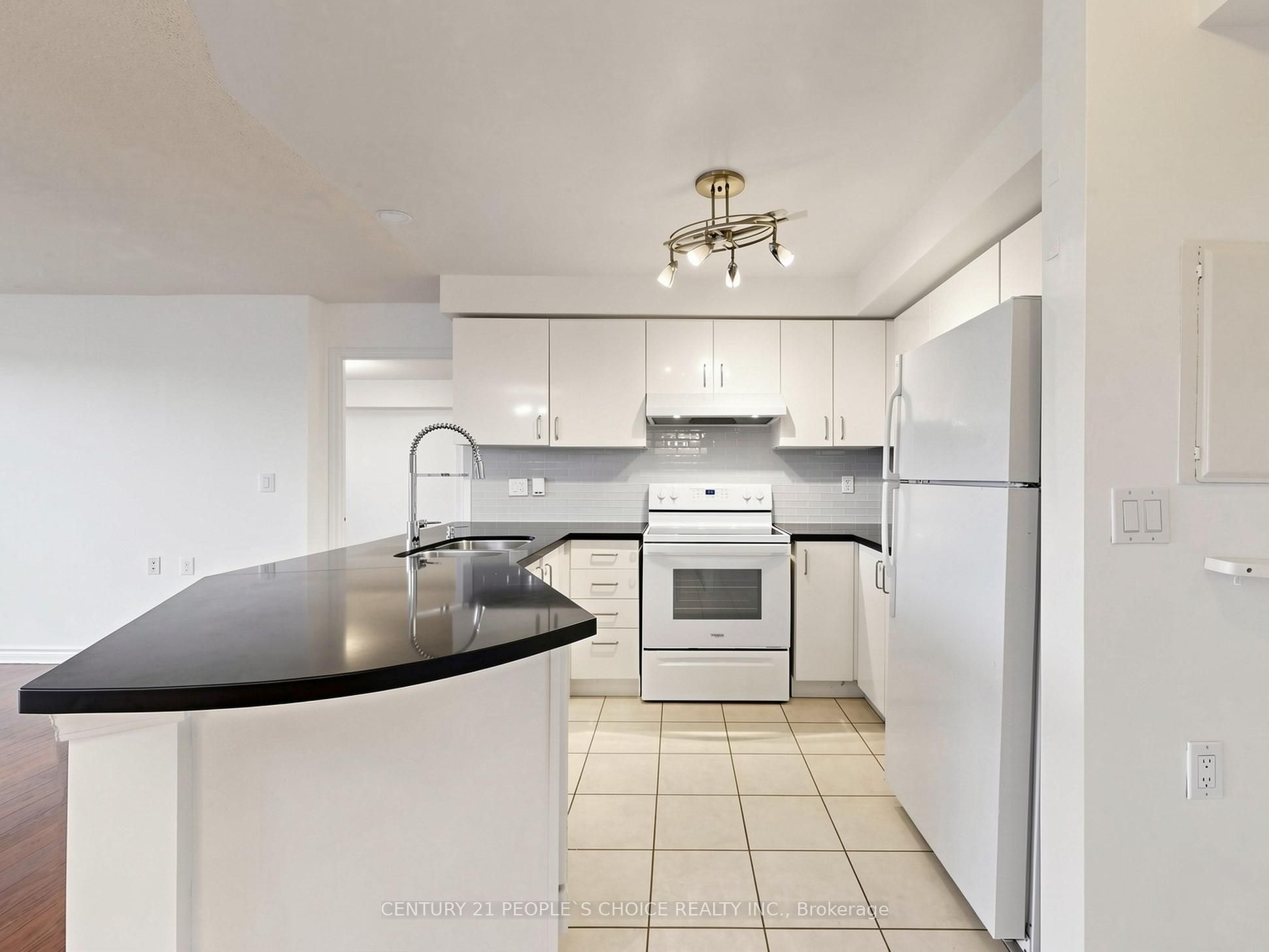 935 Sheppard Avenue W 603 Property Photo 19