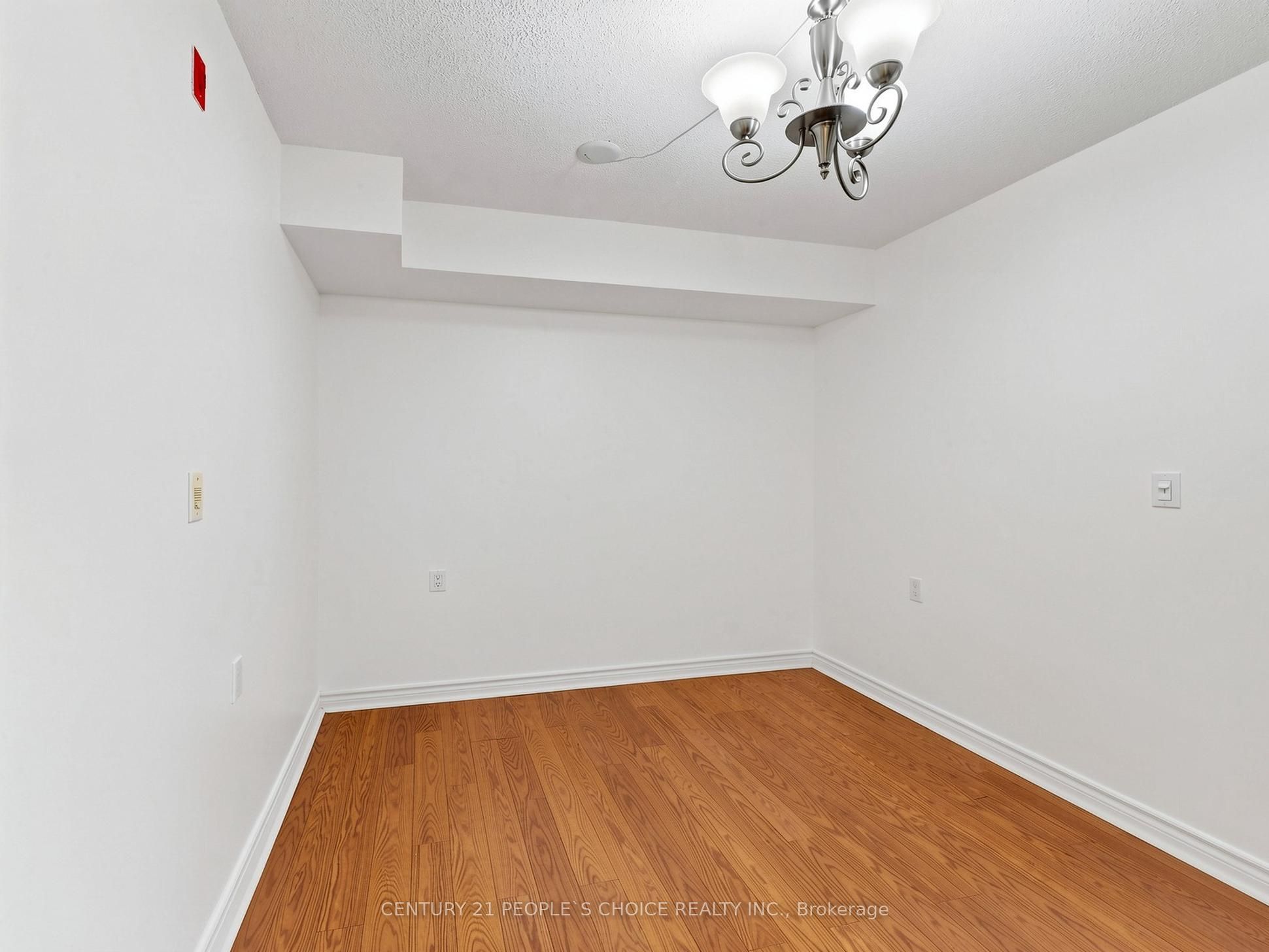 935 Sheppard Avenue W 603 Property Photo 23