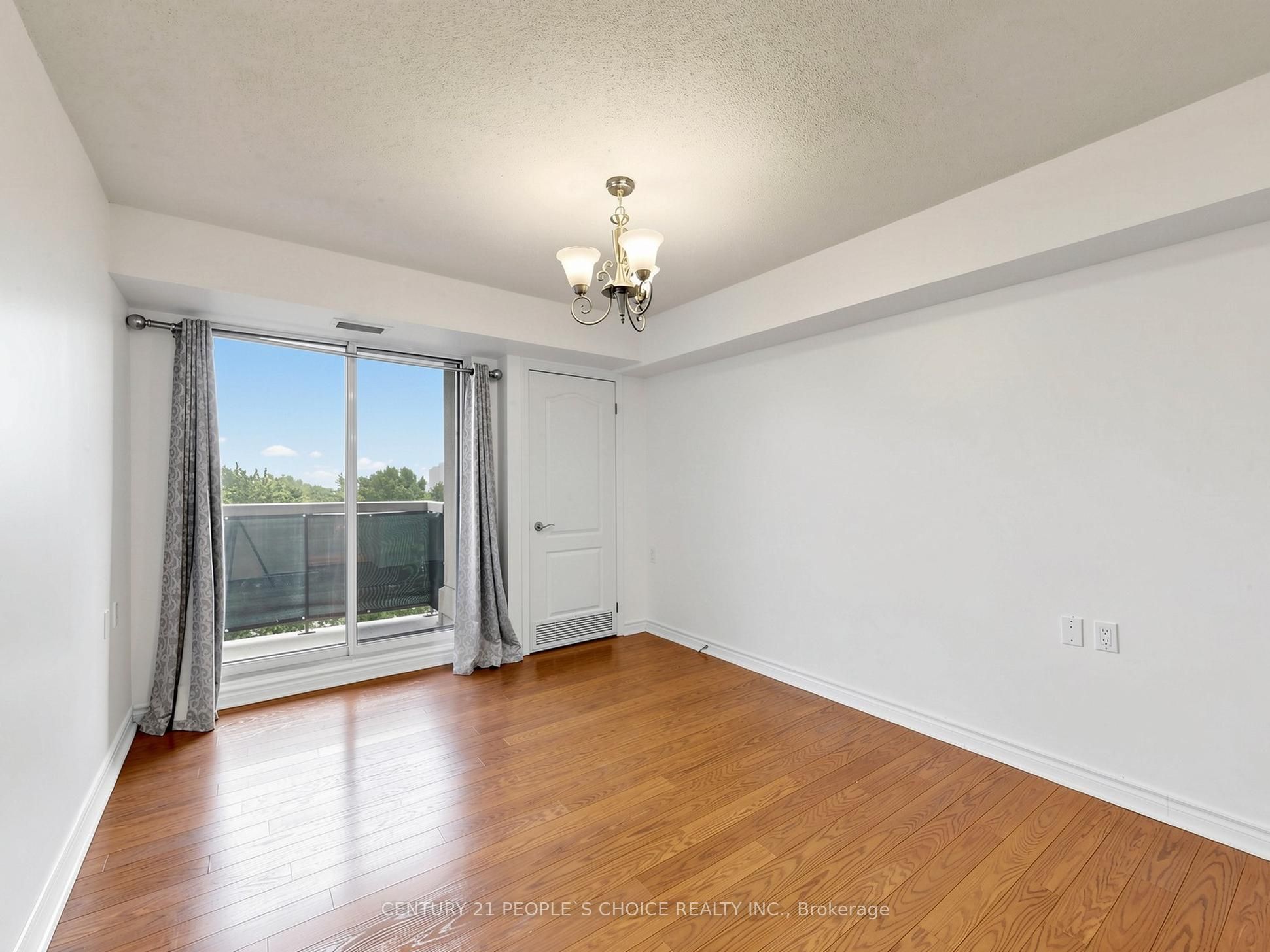 935 Sheppard Avenue W 603 Property Photo 25