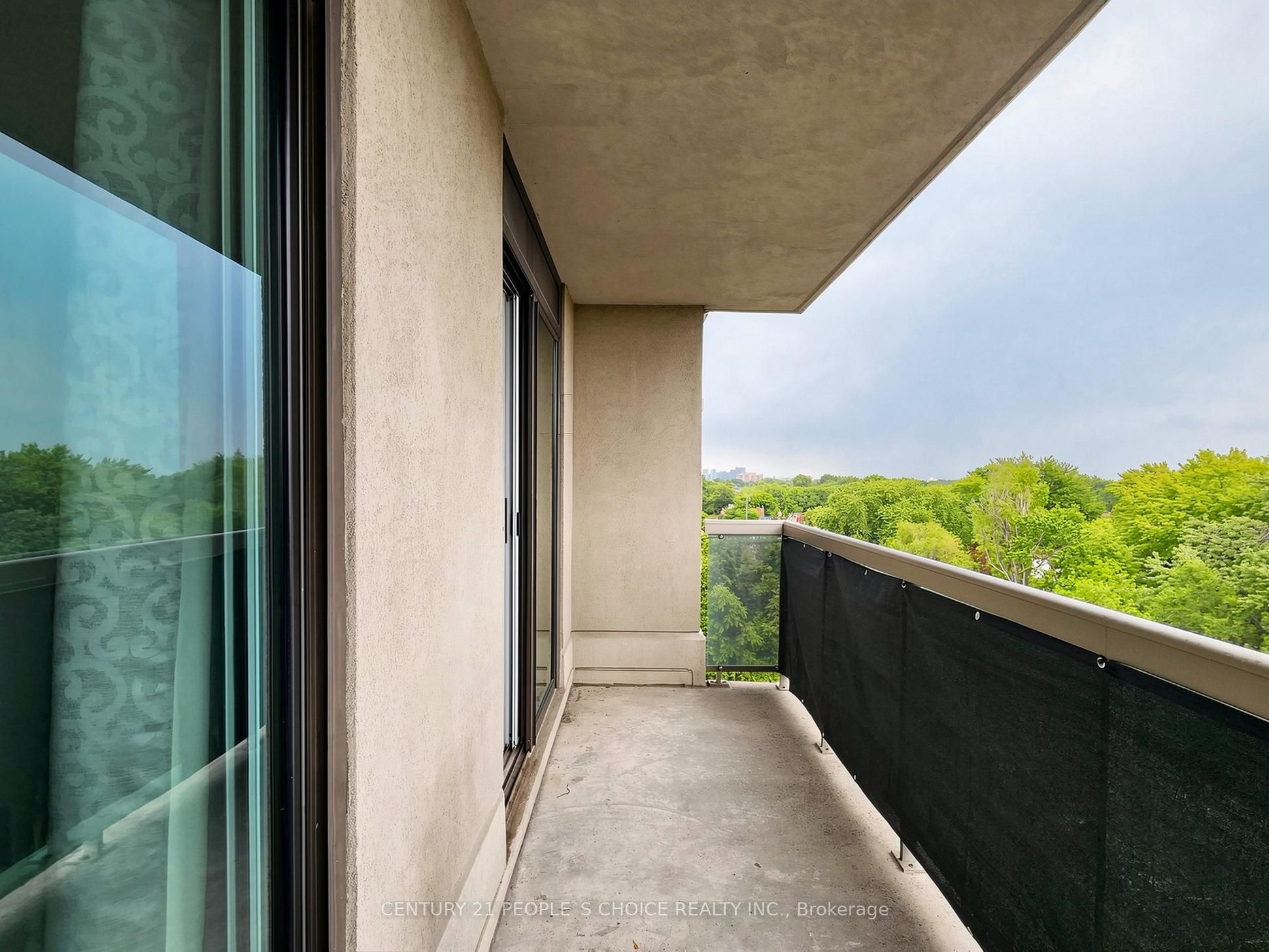 935 Sheppard Avenue W 603 Property Photo 39