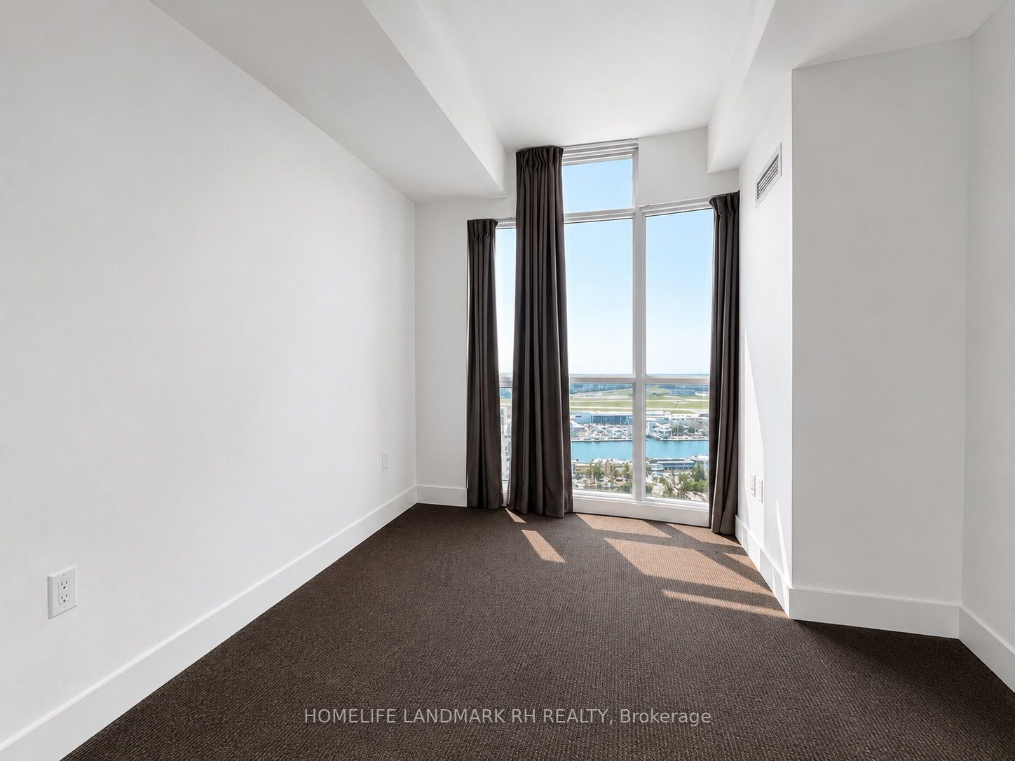 38 Dan Leckie Way 3101 Property Photo 24