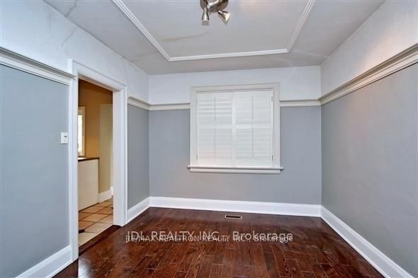 23 Bowood Avenue Property Photo 6