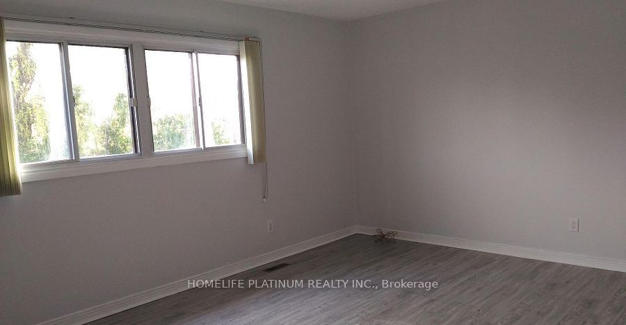 118 Sexton Crescent Property Photo 6