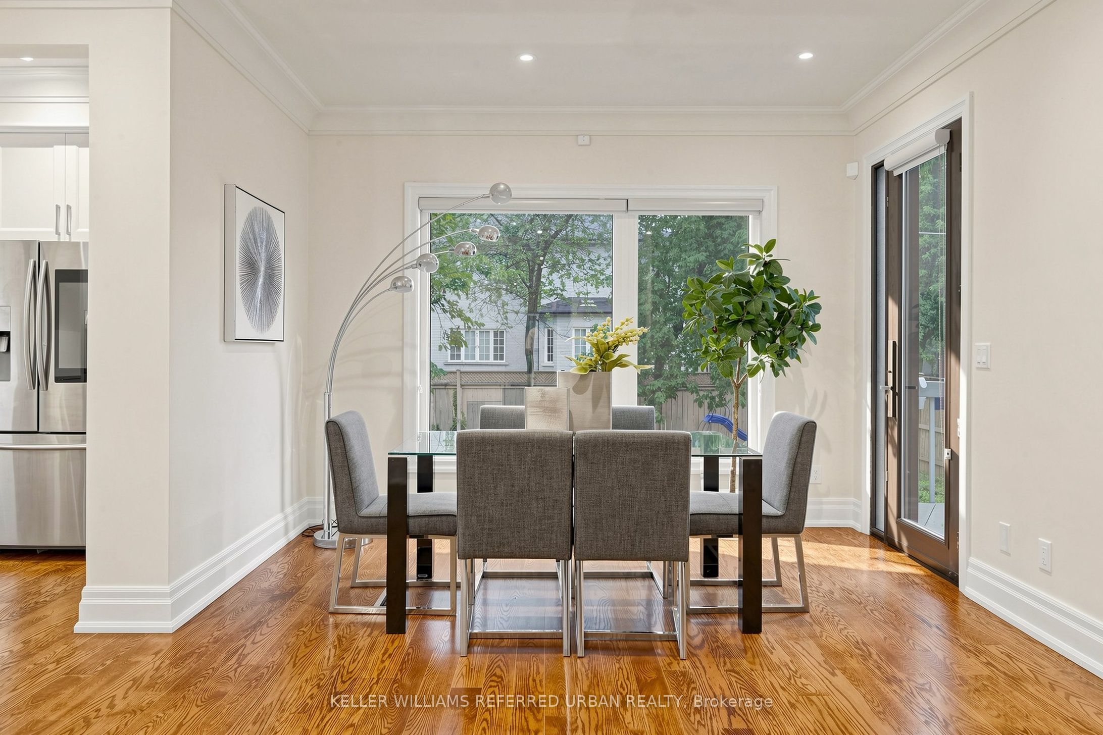 290 Empress Avenue Property Photo 8