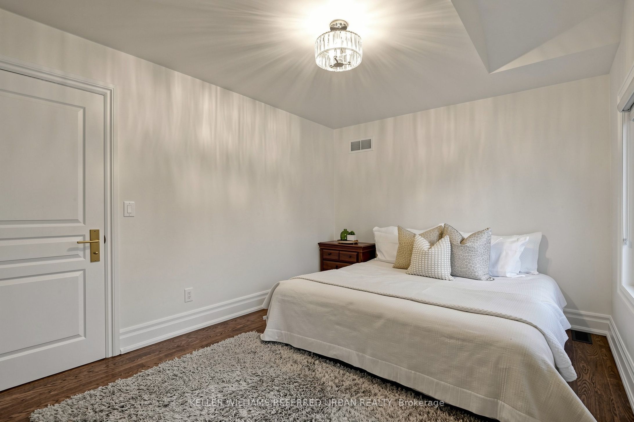 290 Empress Avenue Property Photo 28