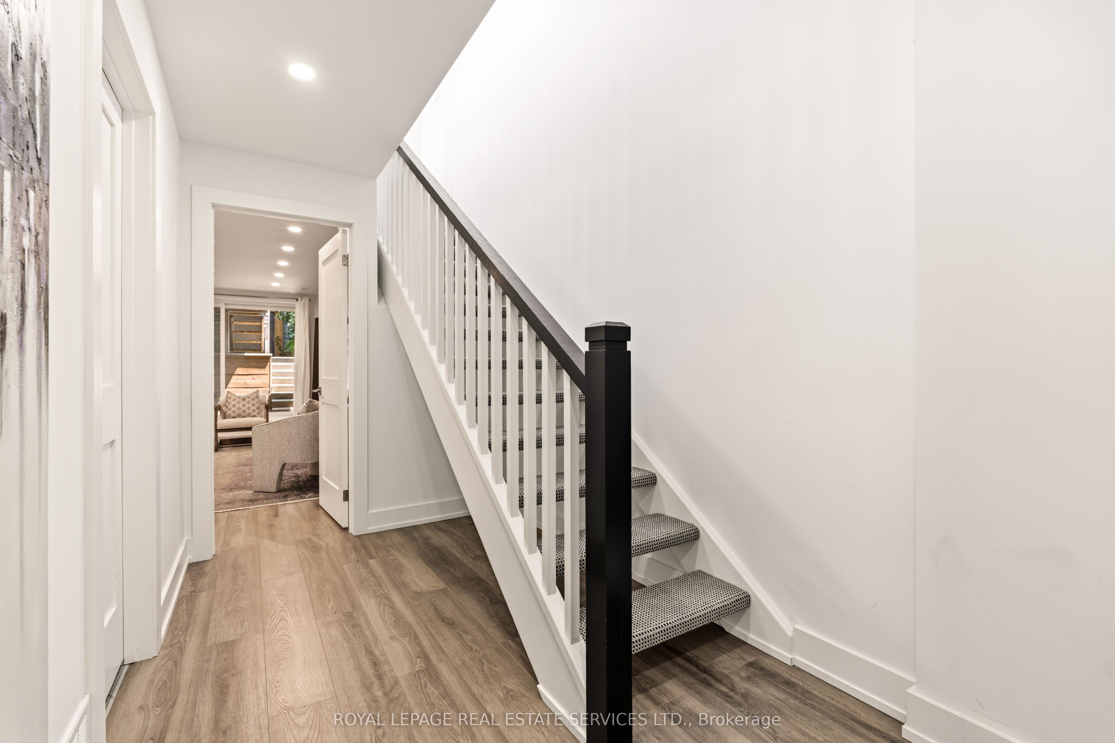 7 Bowman Street Property Photo 34